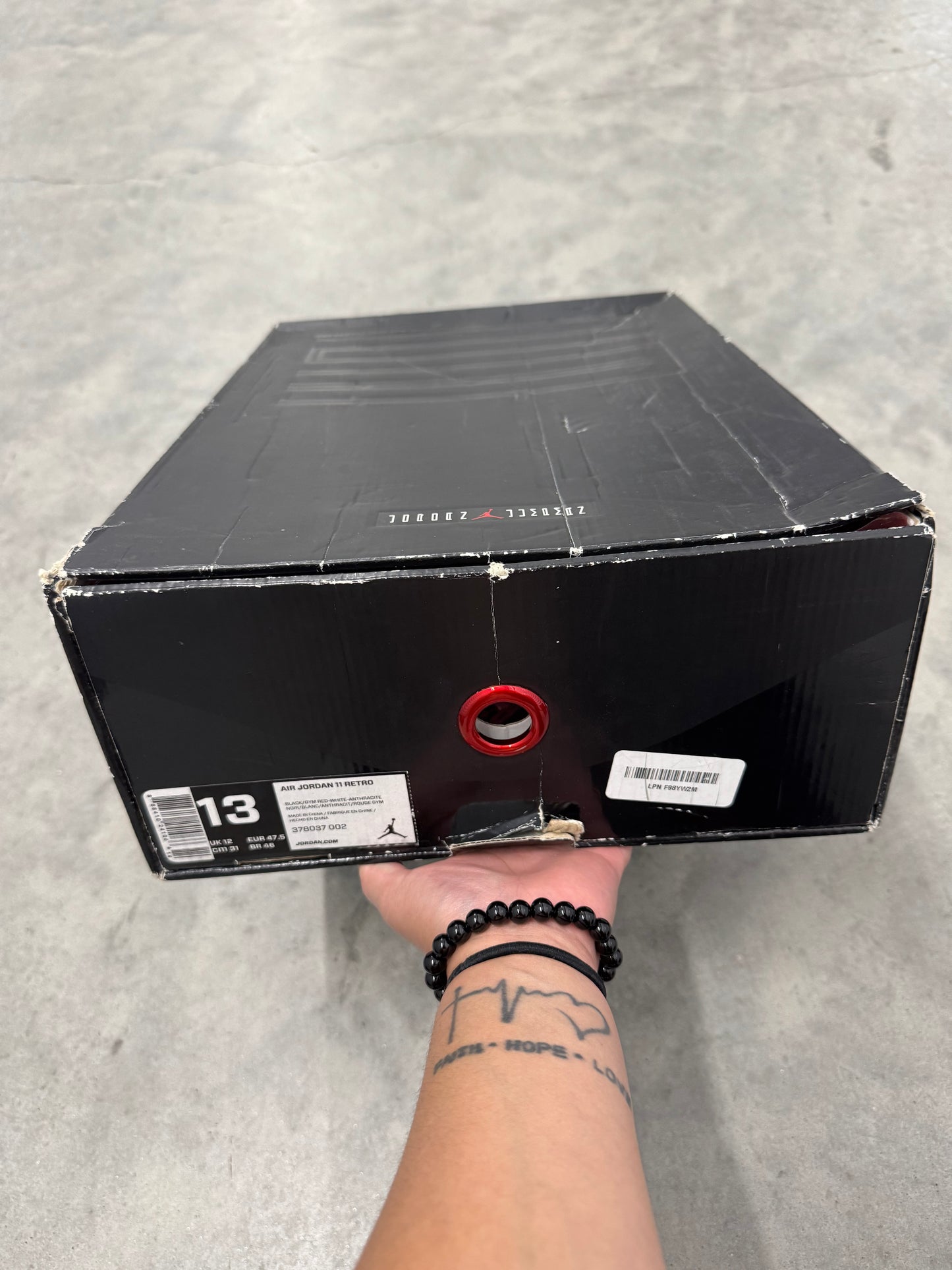 JORDAN 11 “ 72-10 “