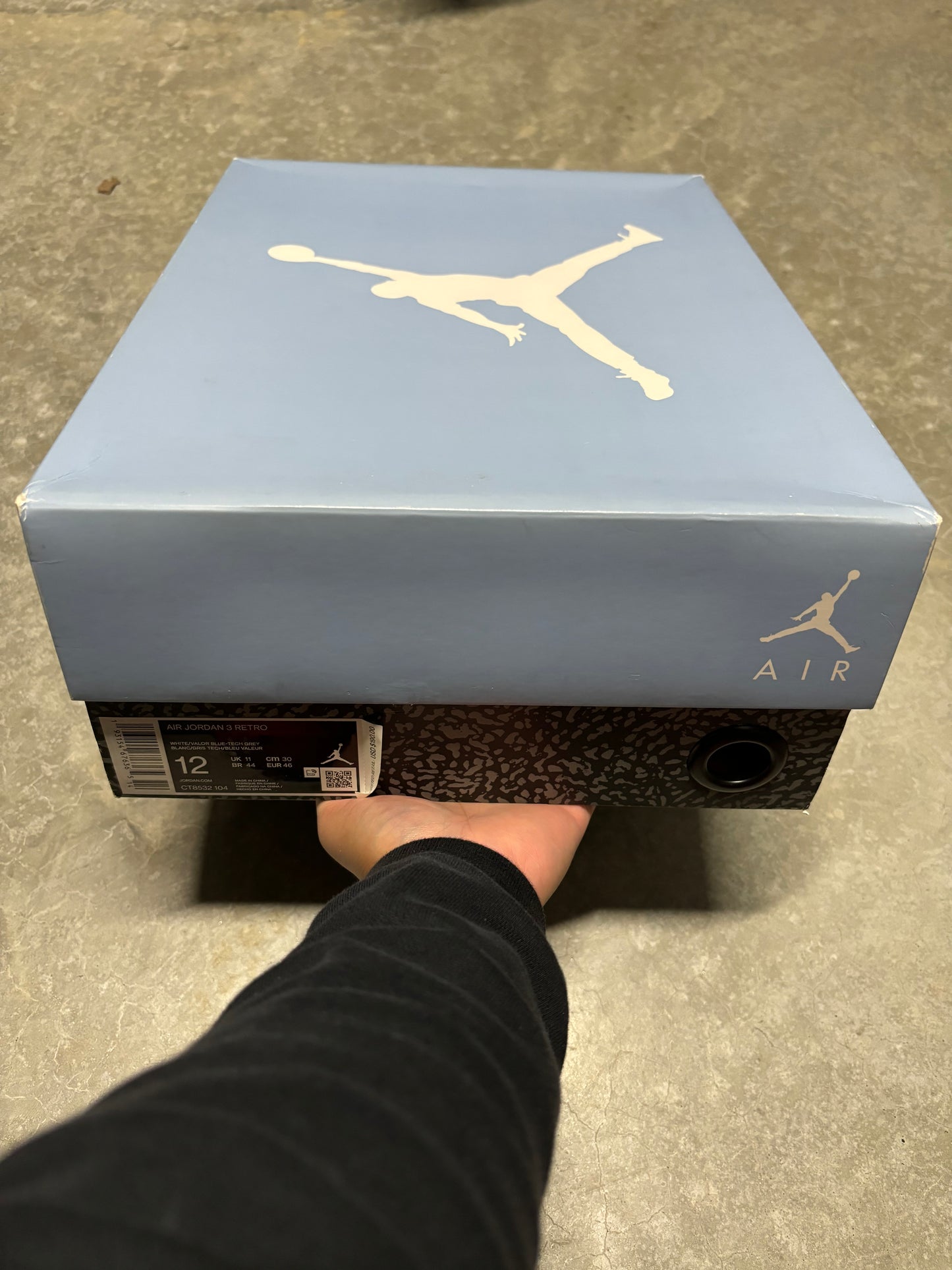 JORDAN 3 “ unc “