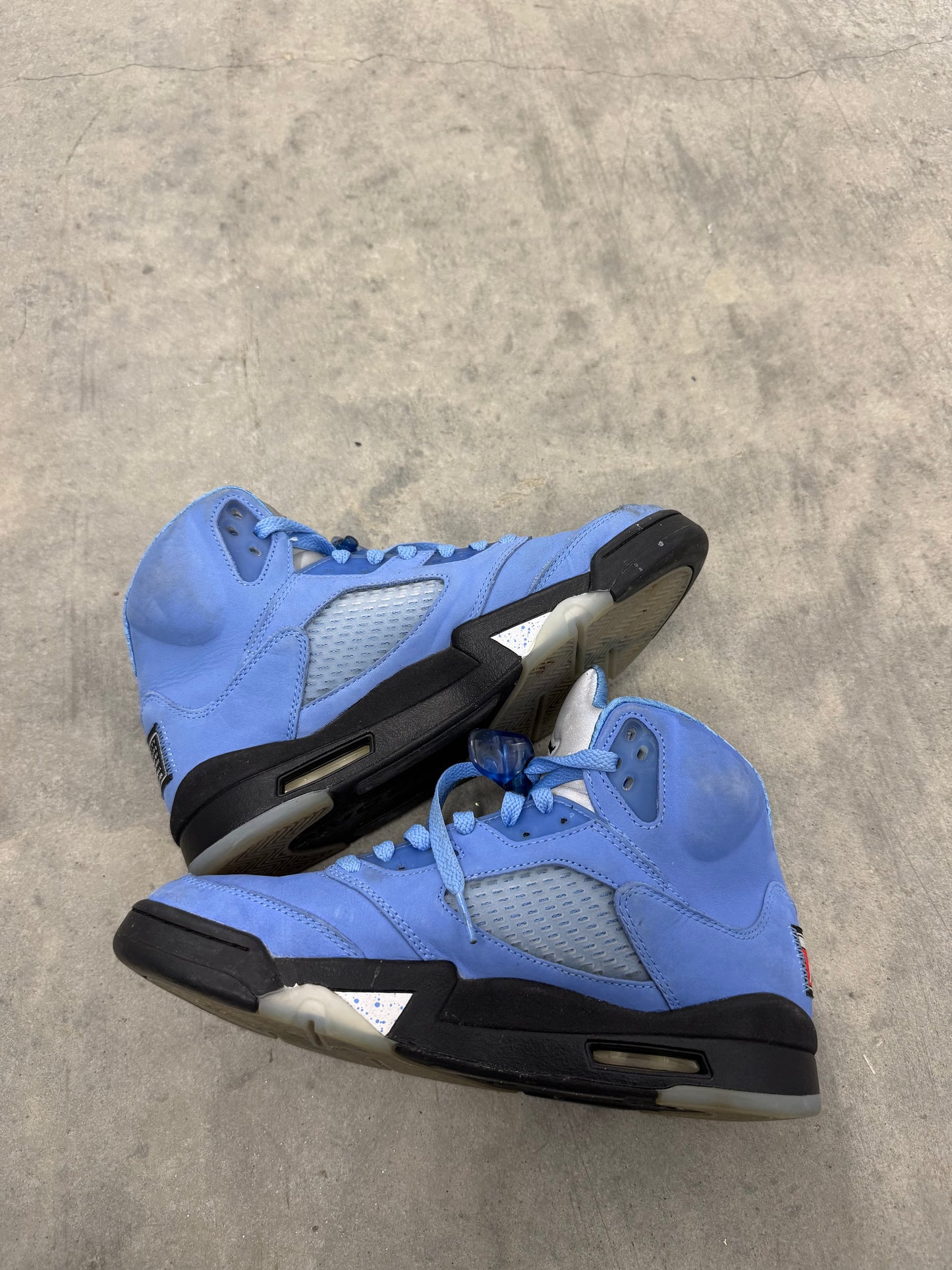 JORDAN 5 “ UNC “