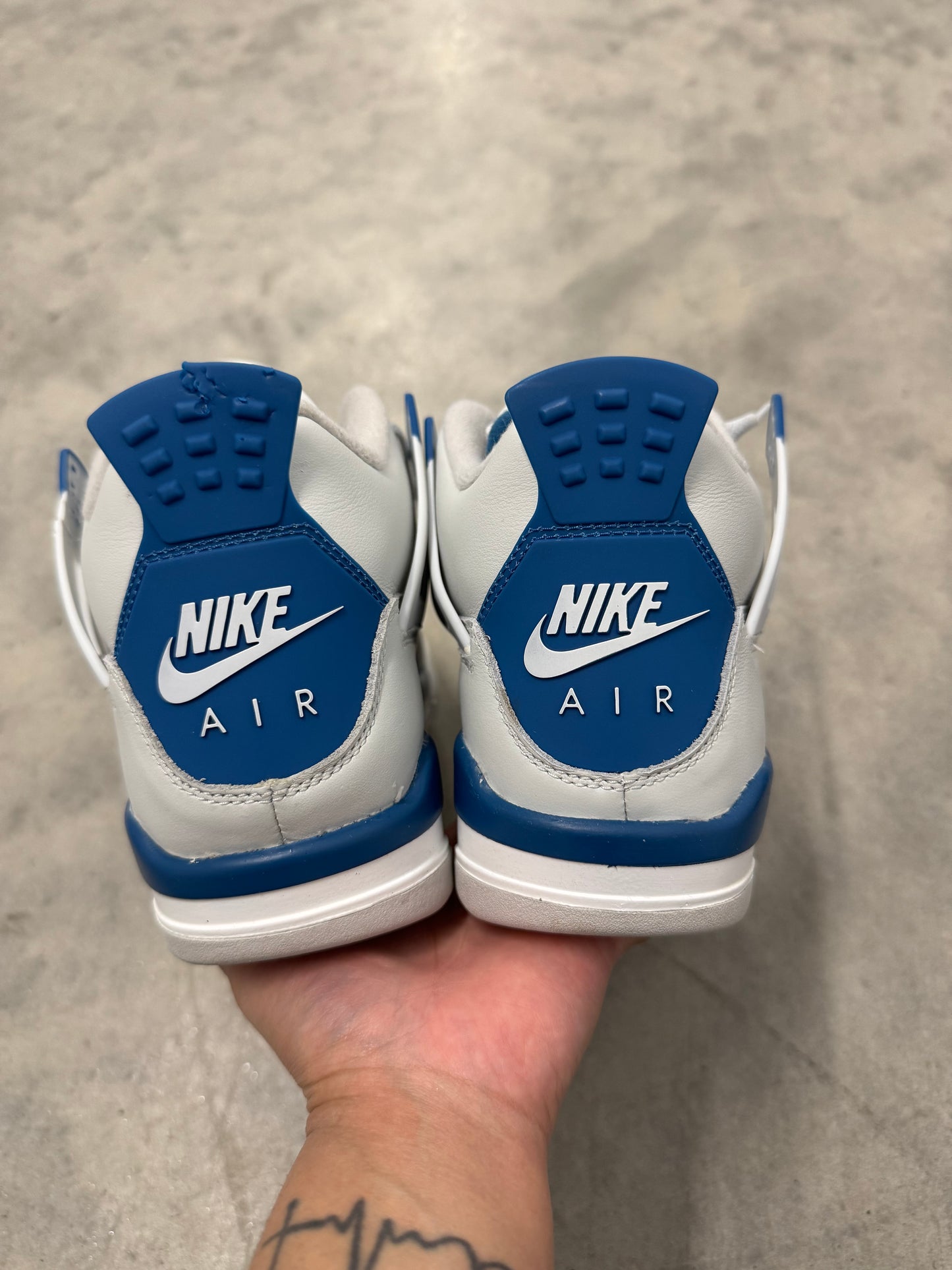 JORDAN 4 “ Military Blue “