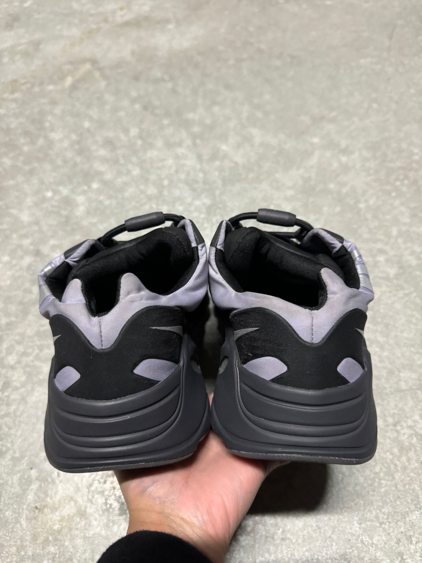 YEEZY 700 “ Geode “