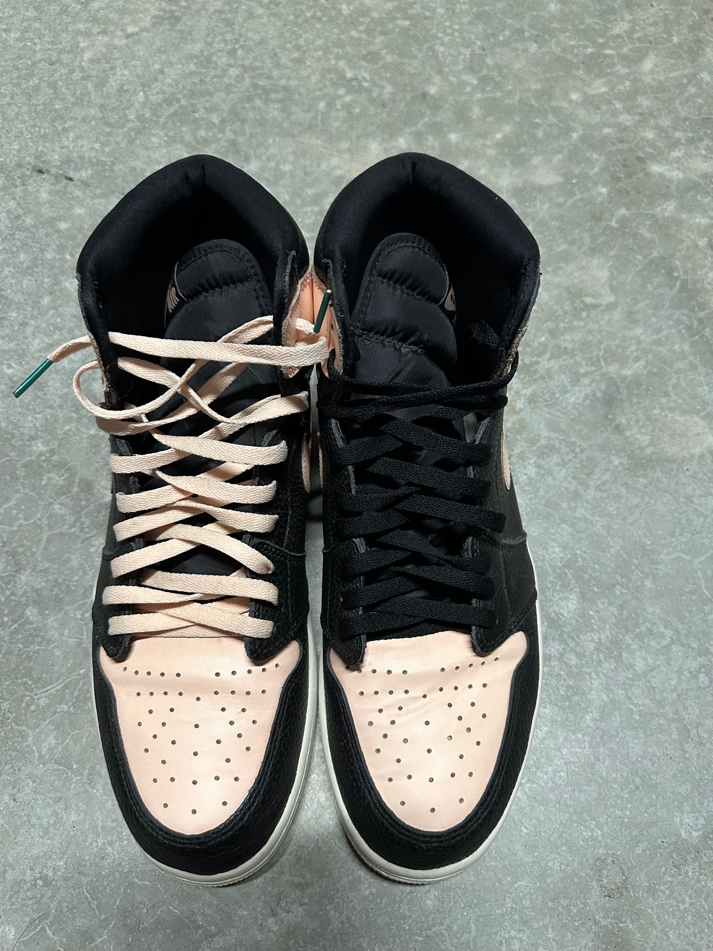 JORDAN 1 “ crimson tint “