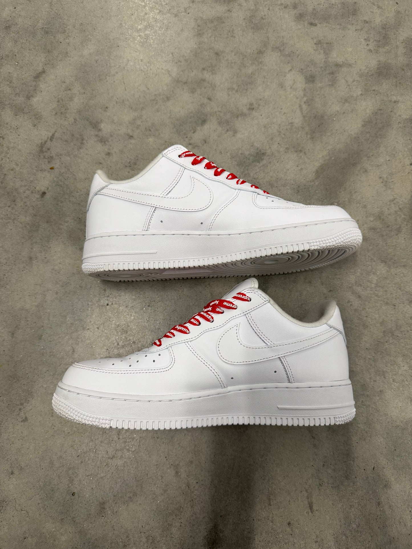 AIR FORCE SUPREME LOW “ Box-Logo White “
