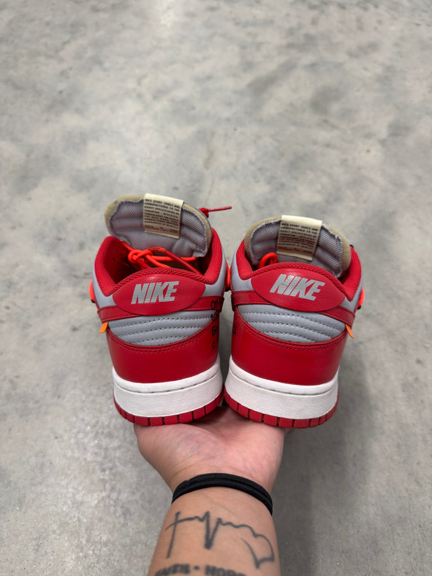 OFF WHITE NIKE DUNK LOW “ University Red “