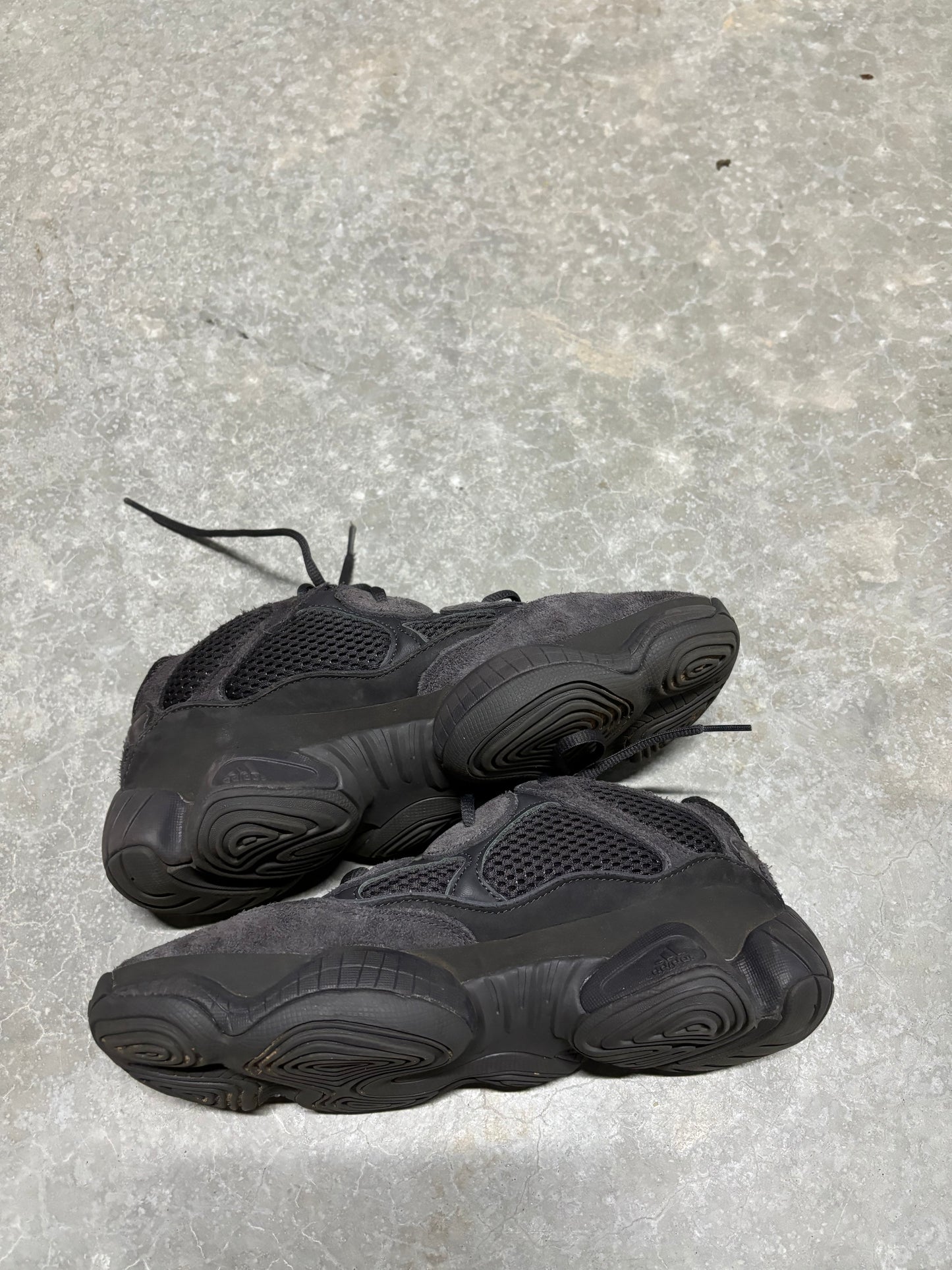 YEEZY 500 “ utility black “