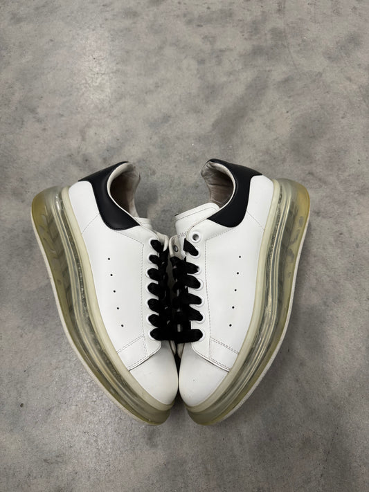 ALEXANDER MCQUEEN OVERSIZED SNEAKER “ Clear Sole “