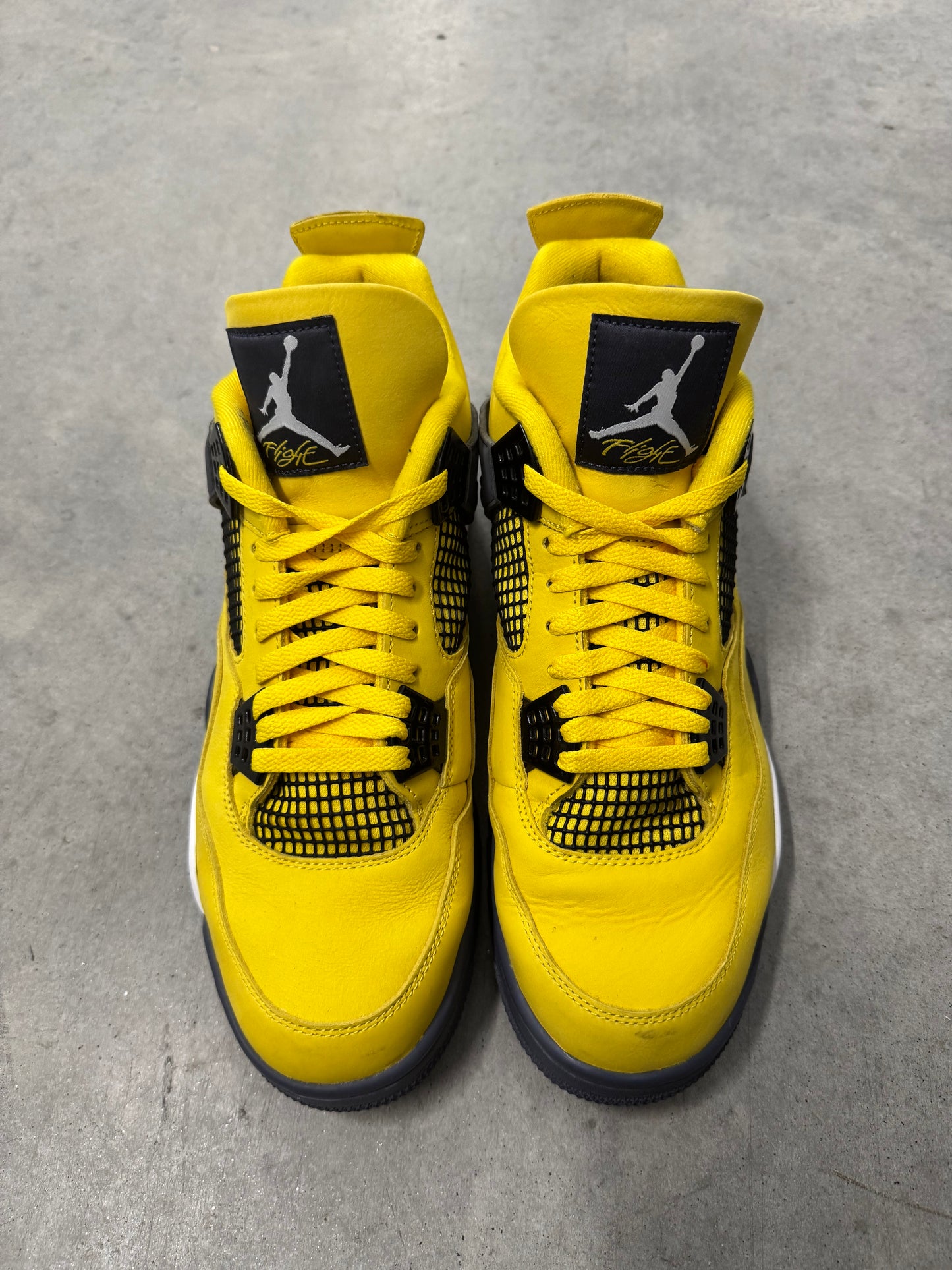 JORDAN 4 “ Lighting “