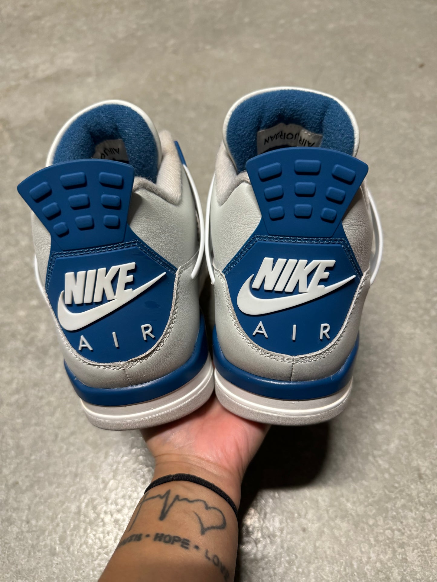 JORDAN 4 “ Military Blue “