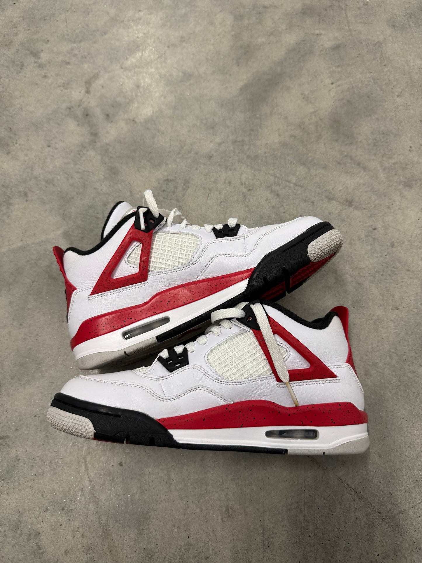 JORDAN 4 “ Red Cement “