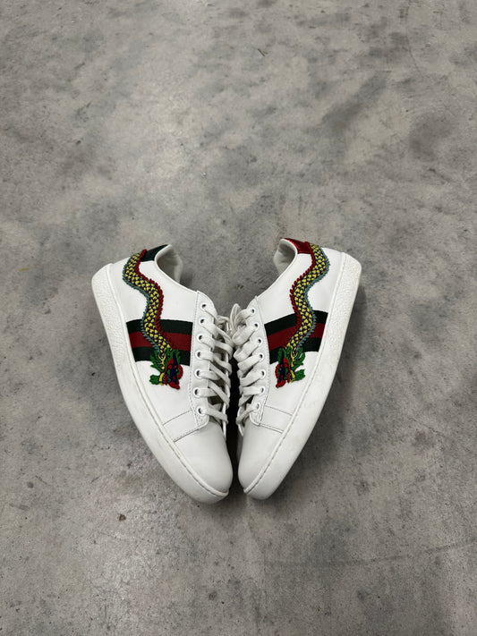 GUCCI ACE EMBROIDERED “ Dragon “
