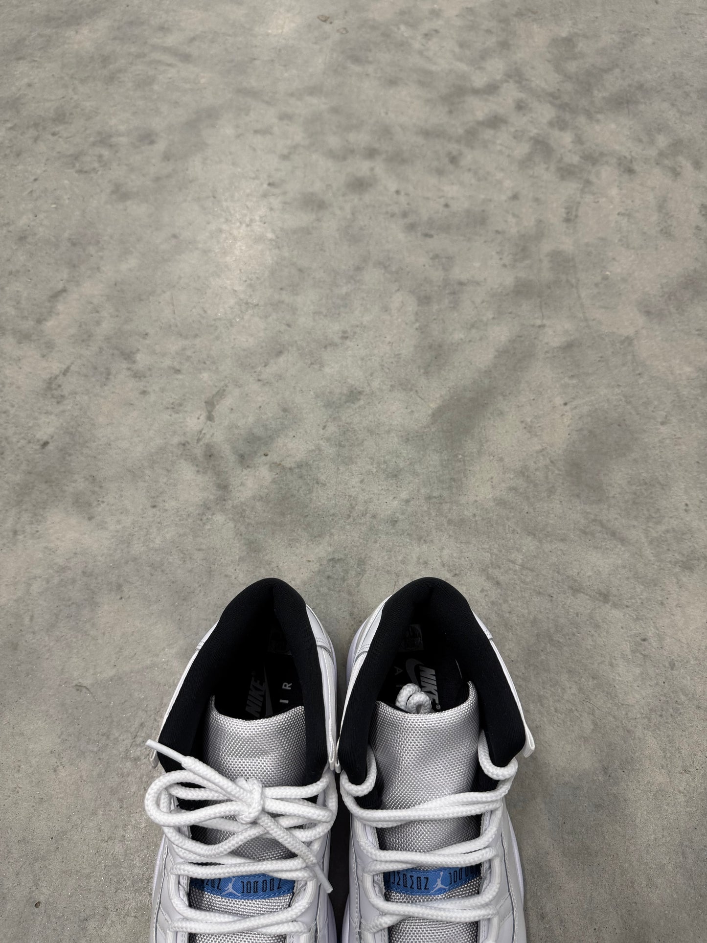 JORDAN 11 “ Legend Blue “