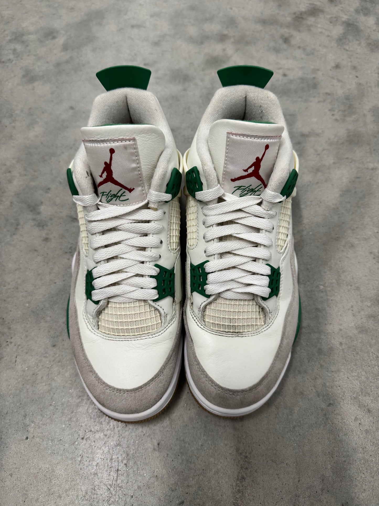 NIKE SB JORDAN 4 “ Pine Green “