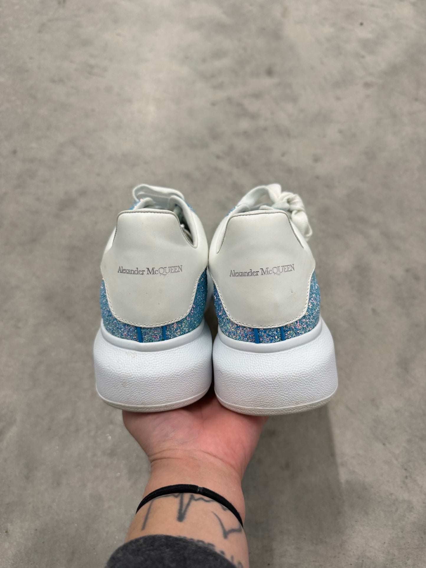 ALEXANDER MCQUEEN OVERSIZED SNEAKER “ Glitter Heavenly Blue “