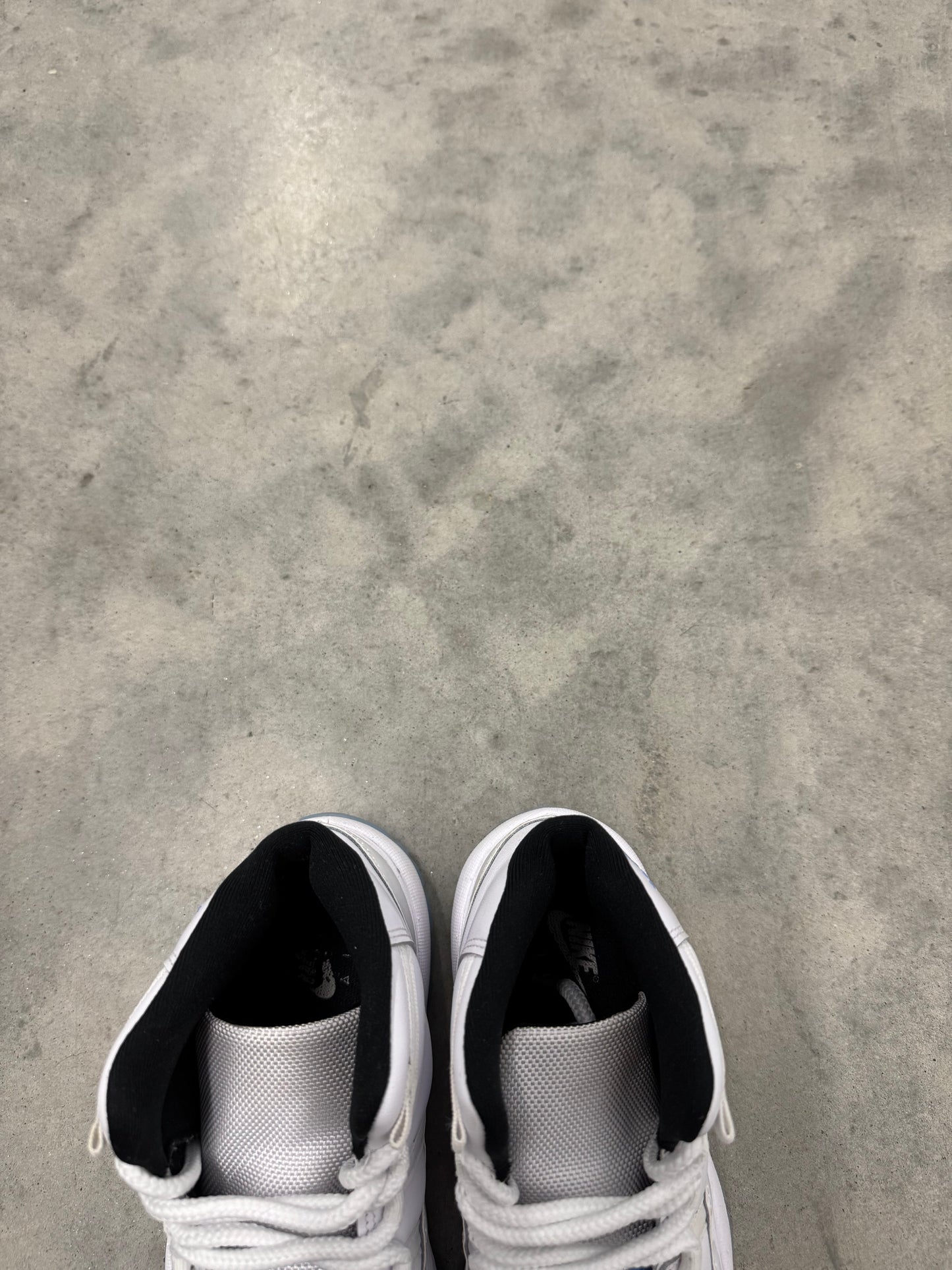 JORDAN 11 “ Legend Blue “