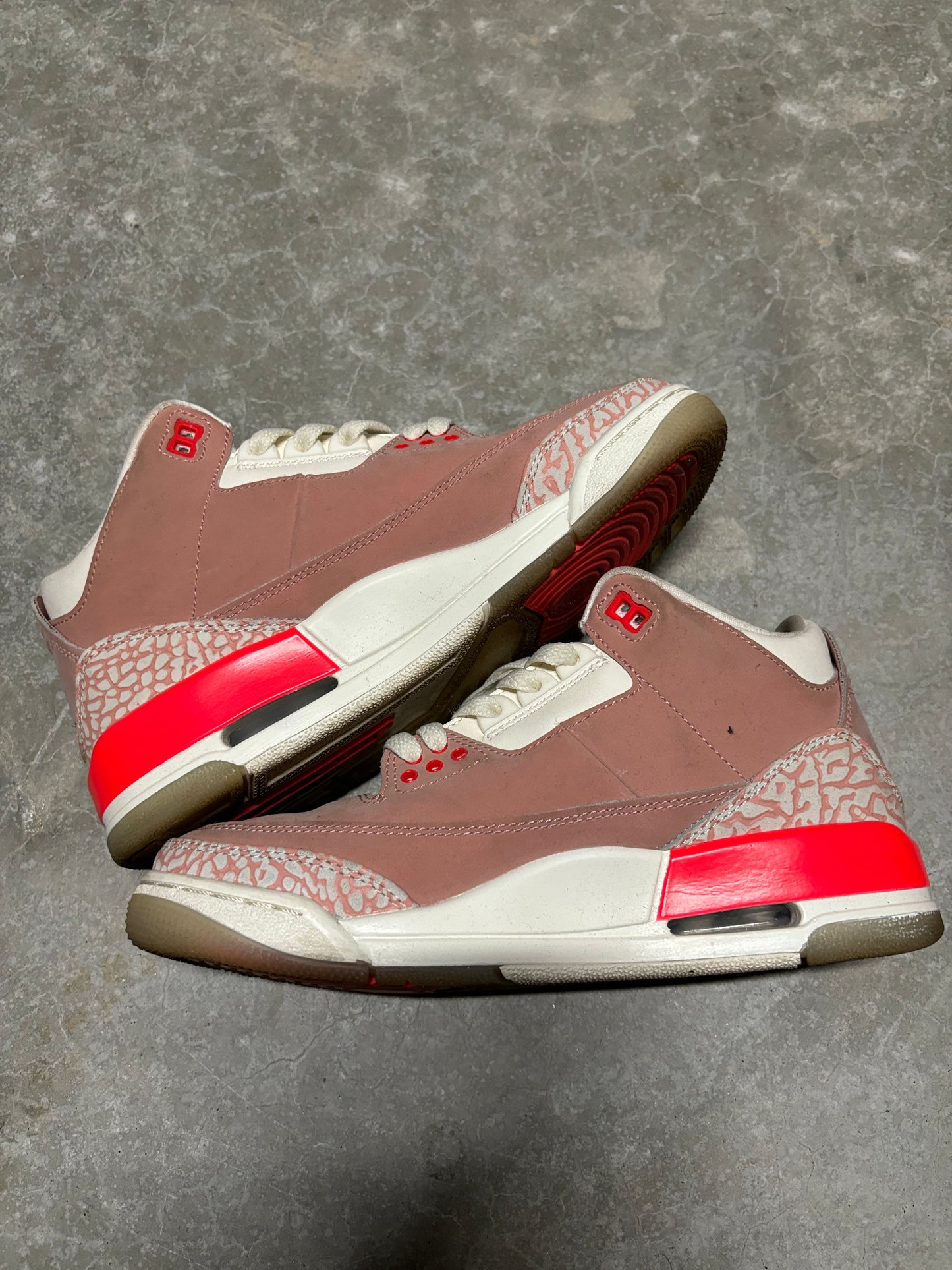 JORDAN 3 “ rust pink “