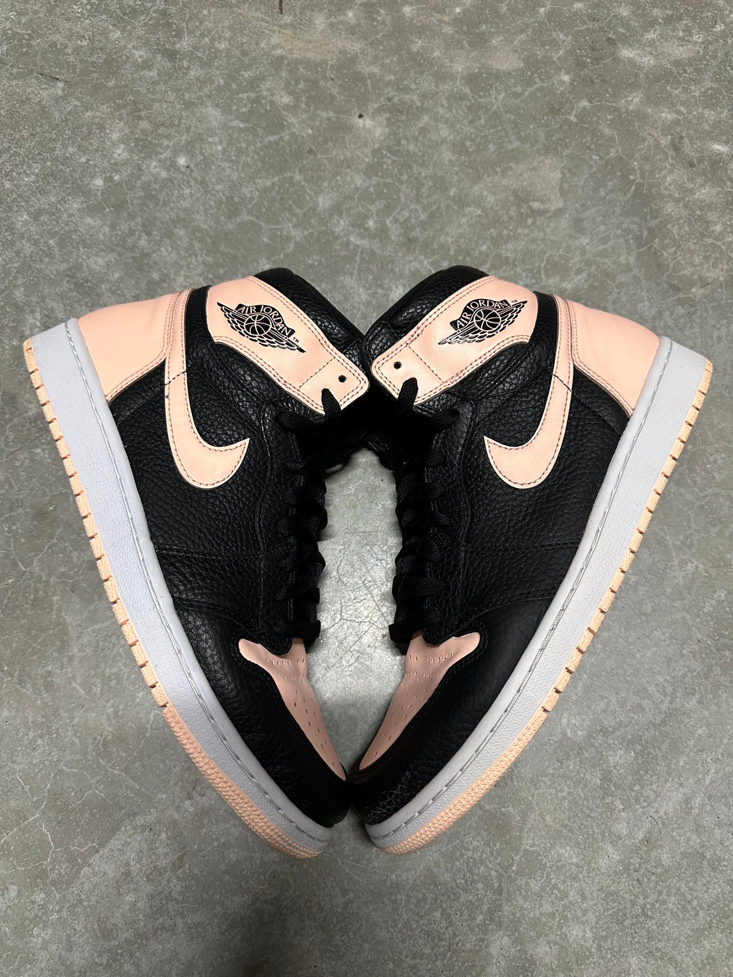 JORDAN 1 “ crimson tint “