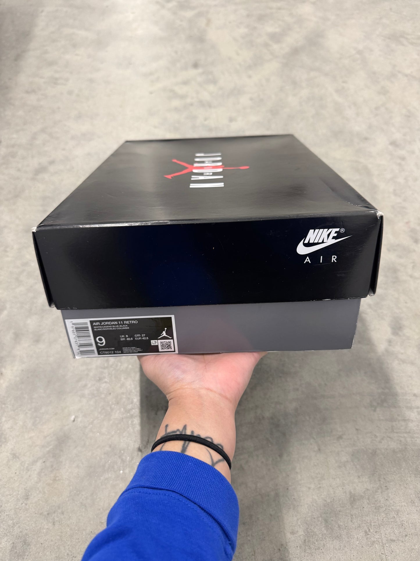 JORDAN 11 “ Legend Blue “