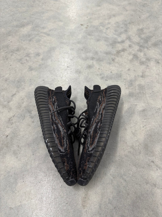 YEEZY BOOST 350 V2 “ Mx Rock “