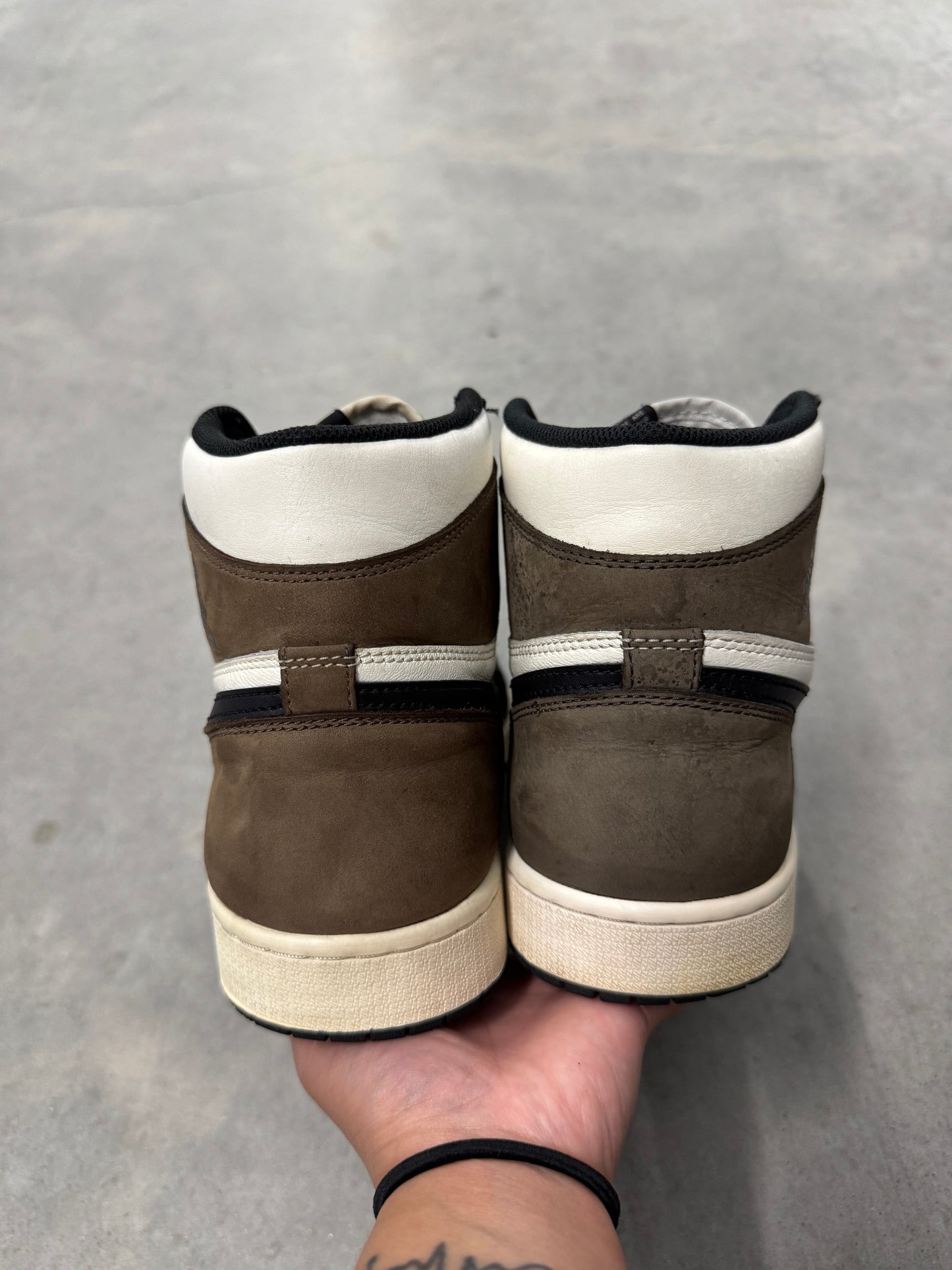 JORDAN 1 “ Mocha “