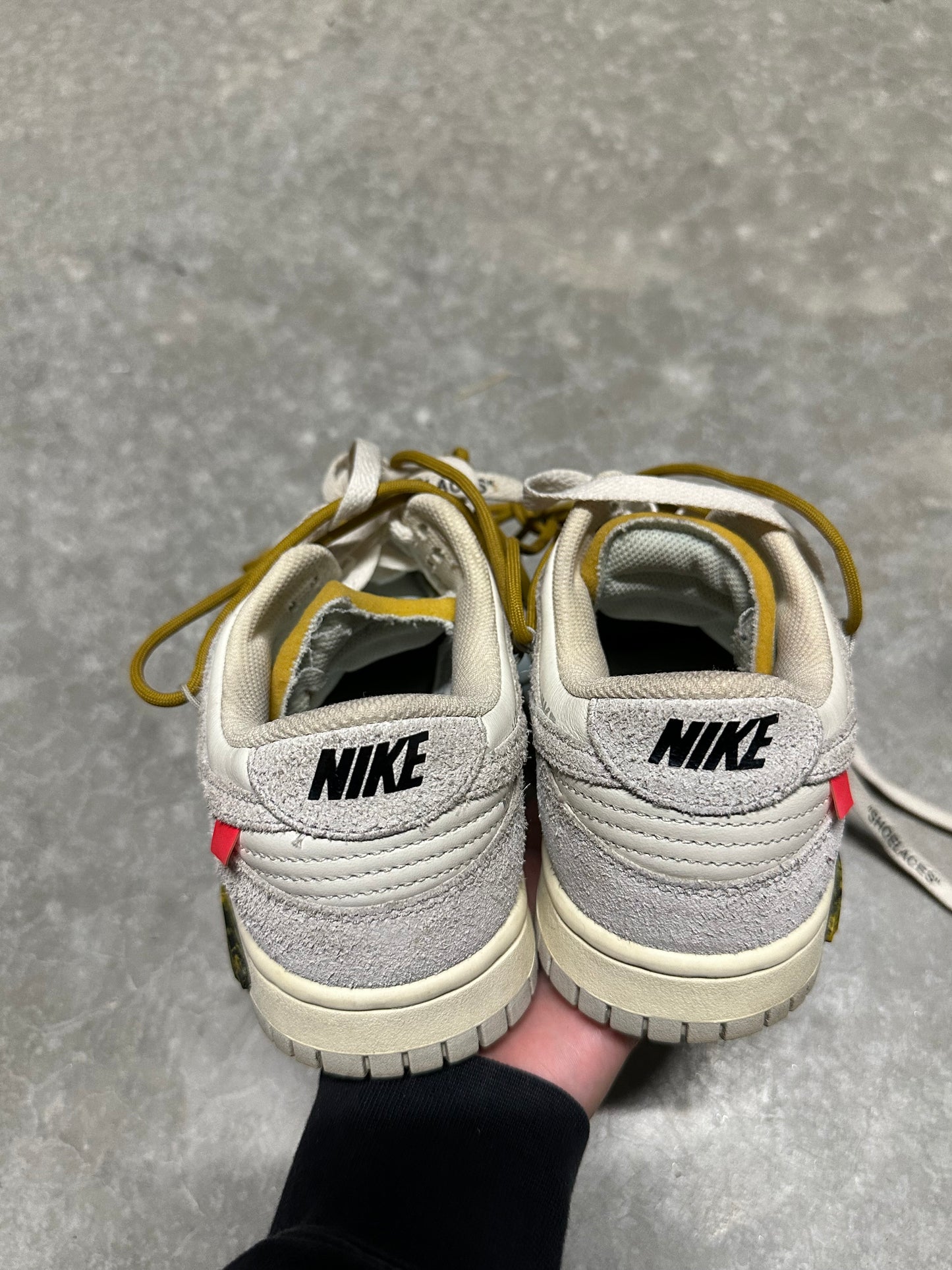 OFF WHITE DUNK LOW “ lot 37 “