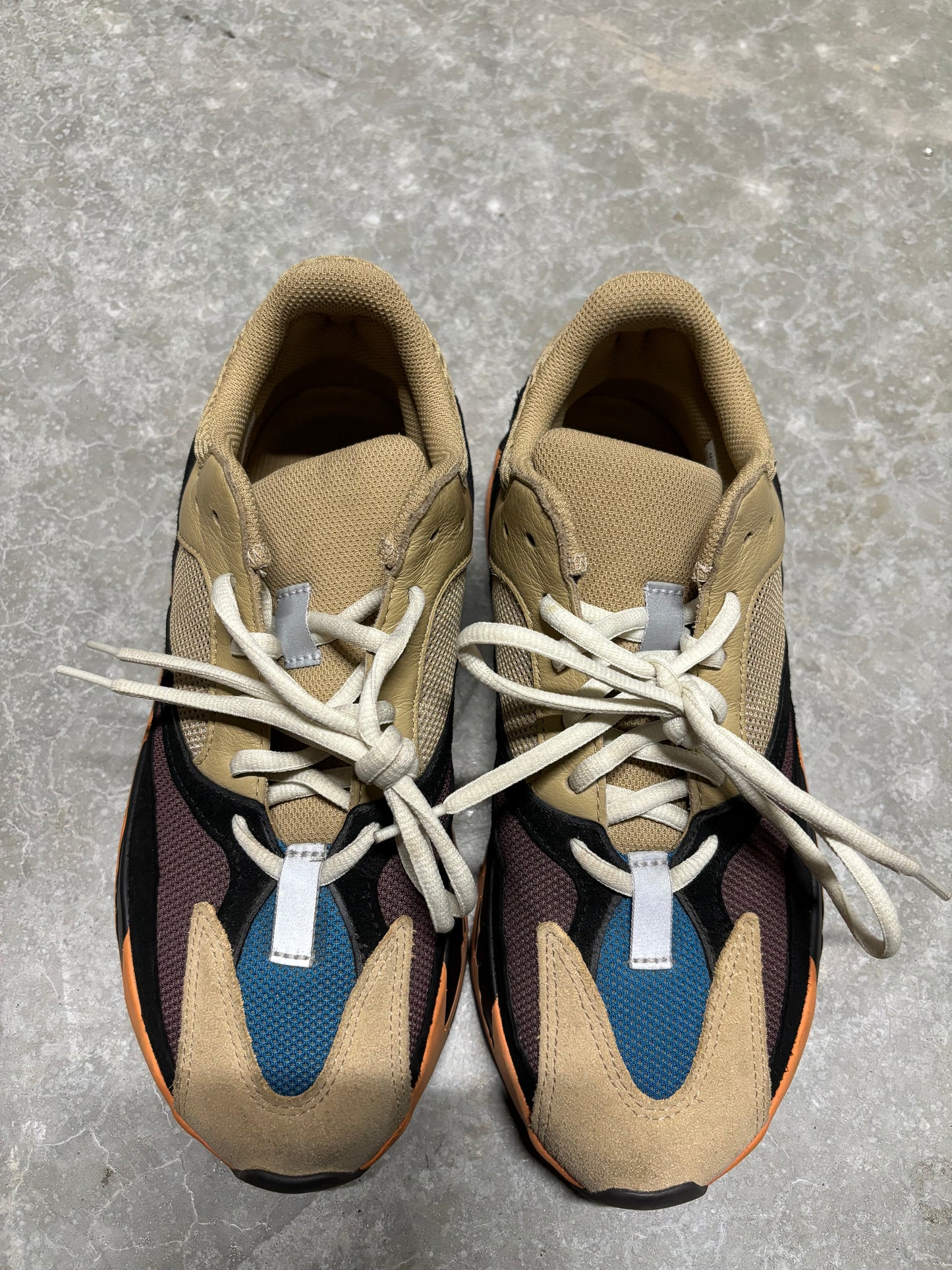 YEEZY 700 “ Enflame Amber “