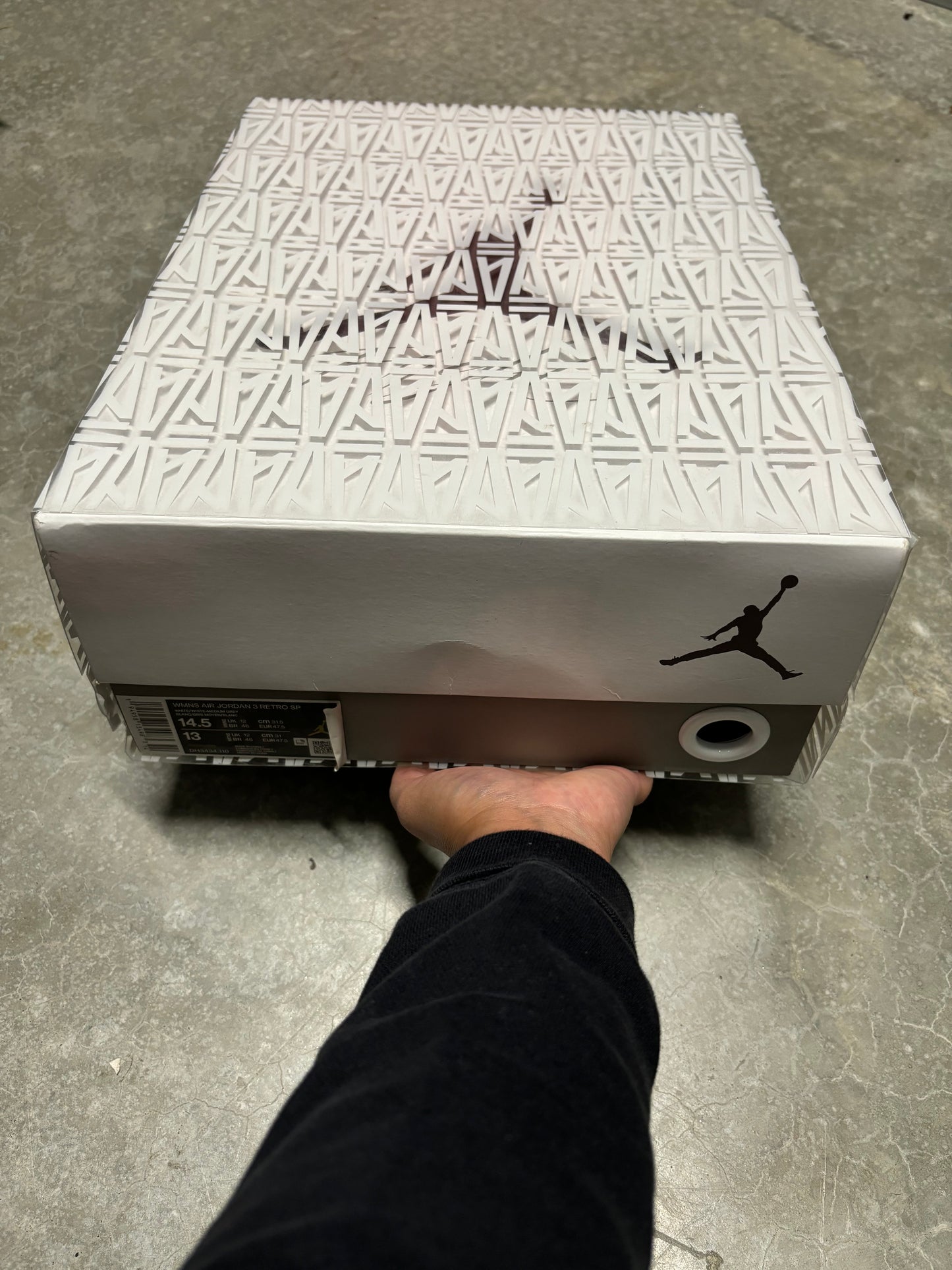 JORDAN 3 A MA MANIÉRE “ raised by women “