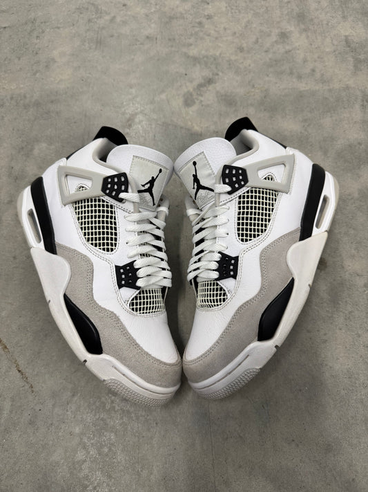 JORDAN 4 “ Military Black “