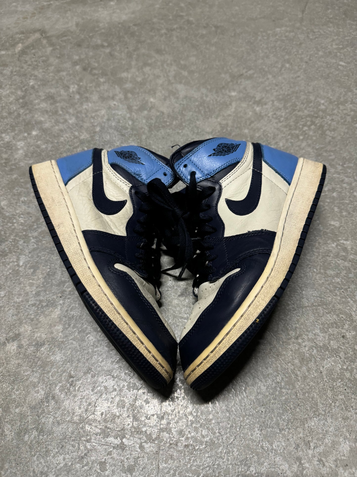 JORDAN 1 “ obsidian “