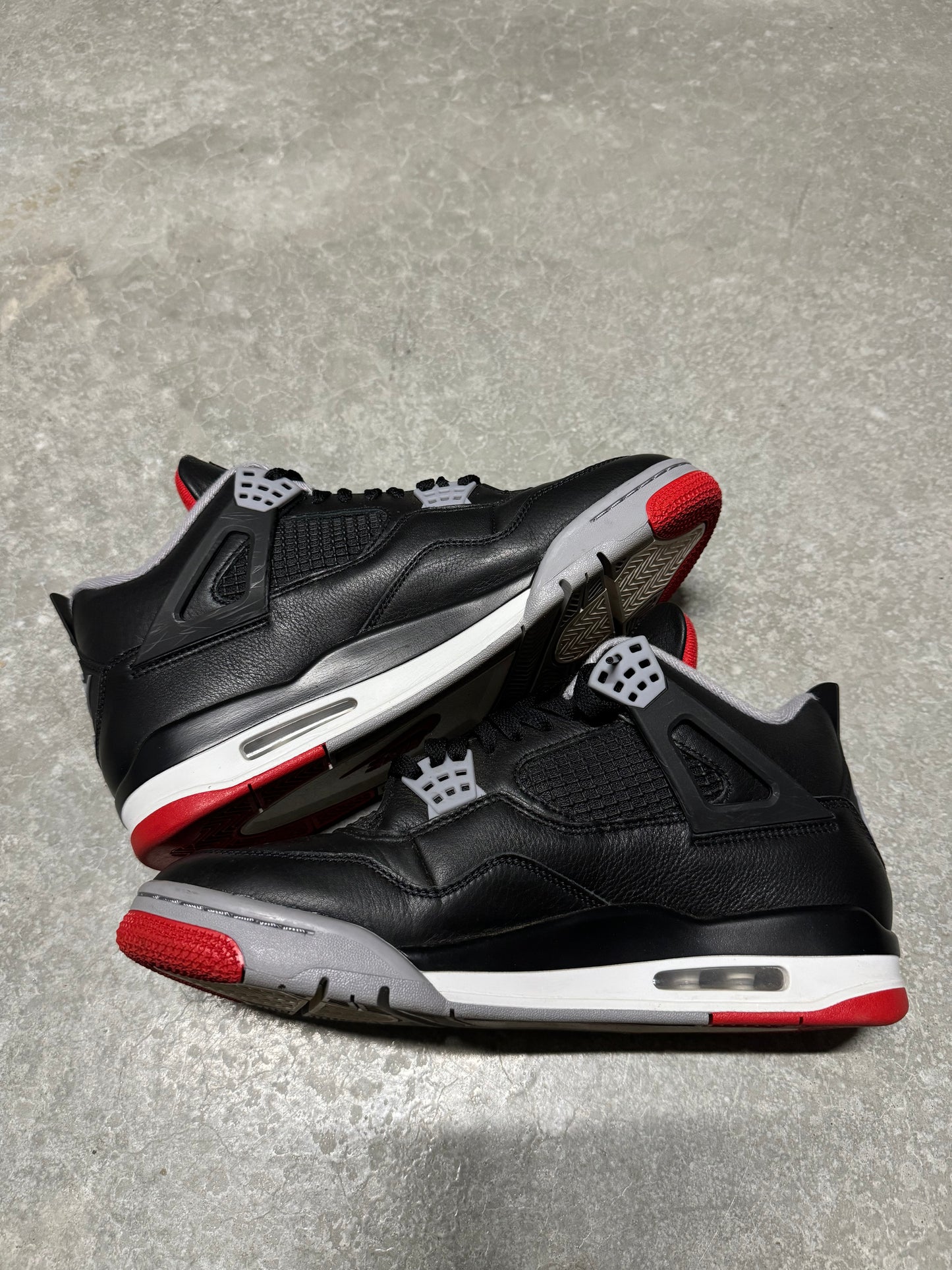 JORDAN 4 “ Bred Reimagined “