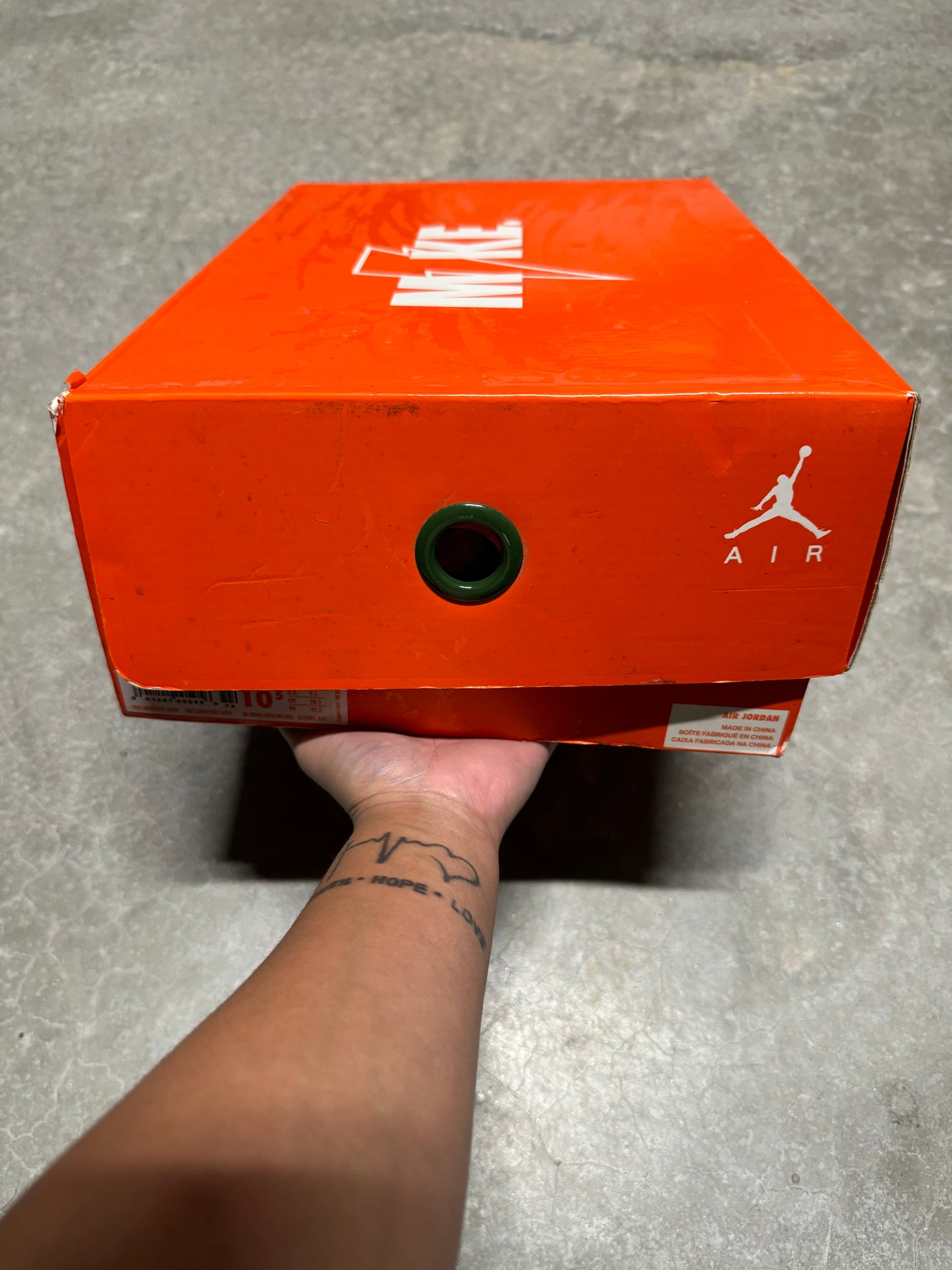 JORDAN 6 “ Green Suede Gatorade “