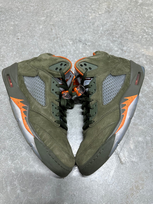 JORDAN 5 “ olive “