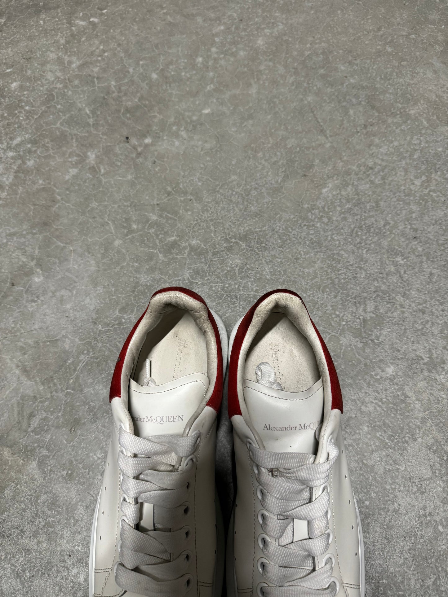 ALEXANDER MCQUEEN SNEAKER “ White Lust Red “