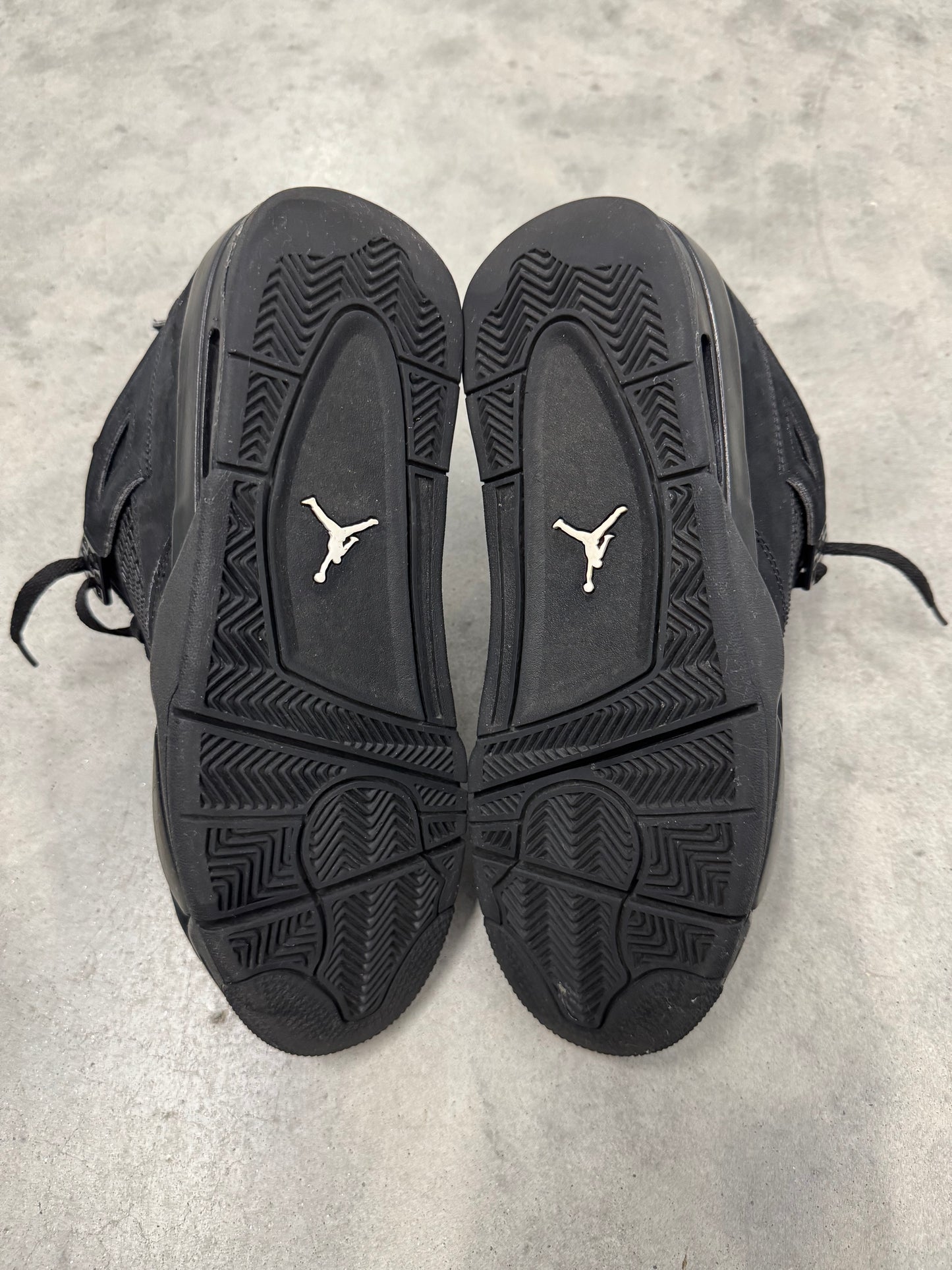 JORDAN 4 “ Black Cat “