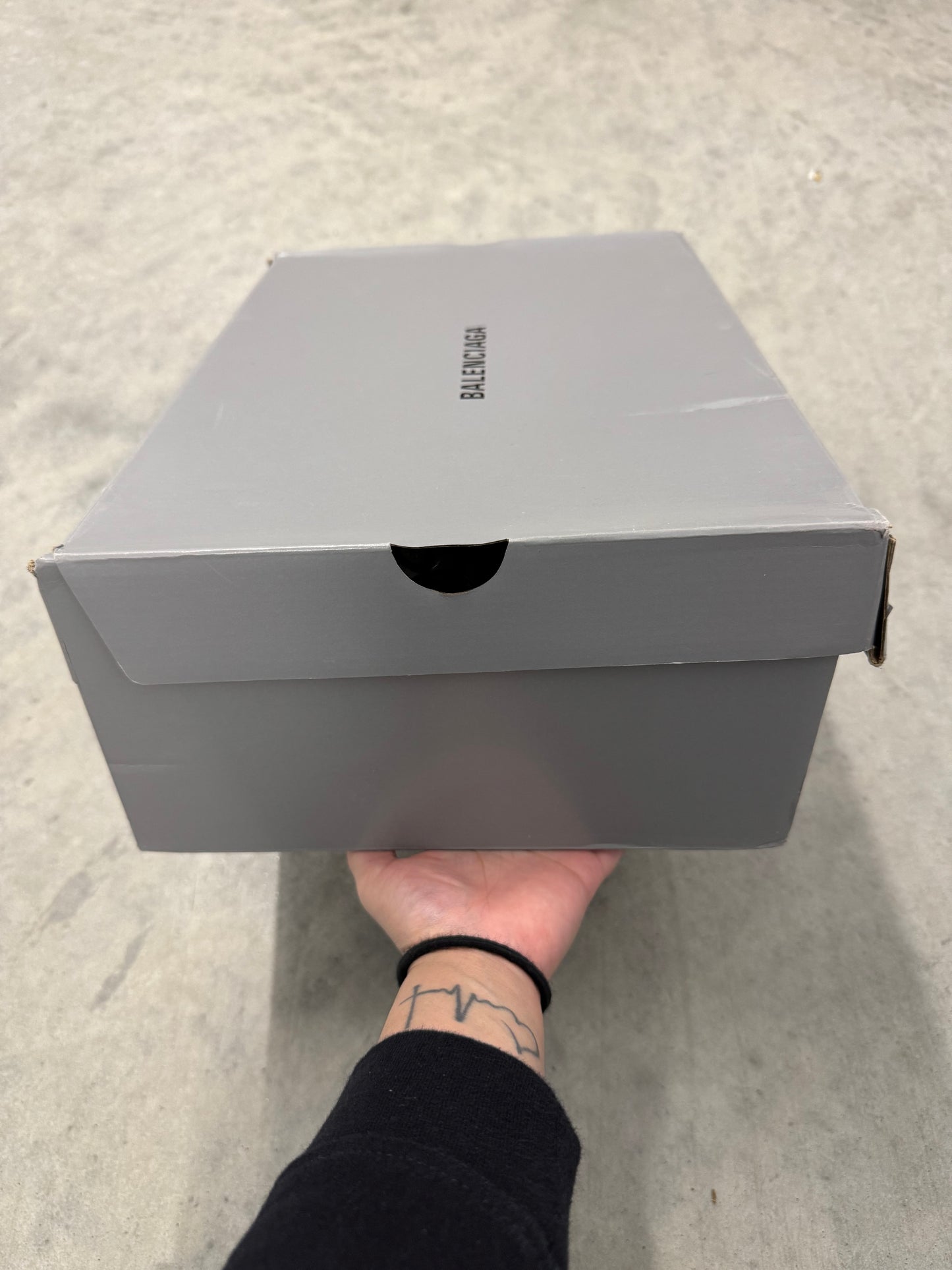 BALENCIAGA RUNNER SNEAKER “ Grey Blue Green “
