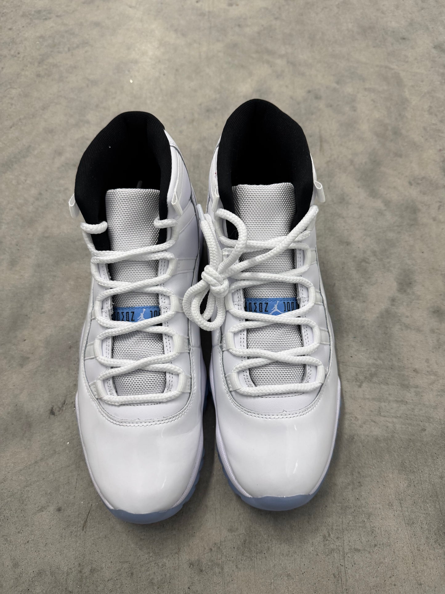 JORDAN 11 “ Legend Blue “