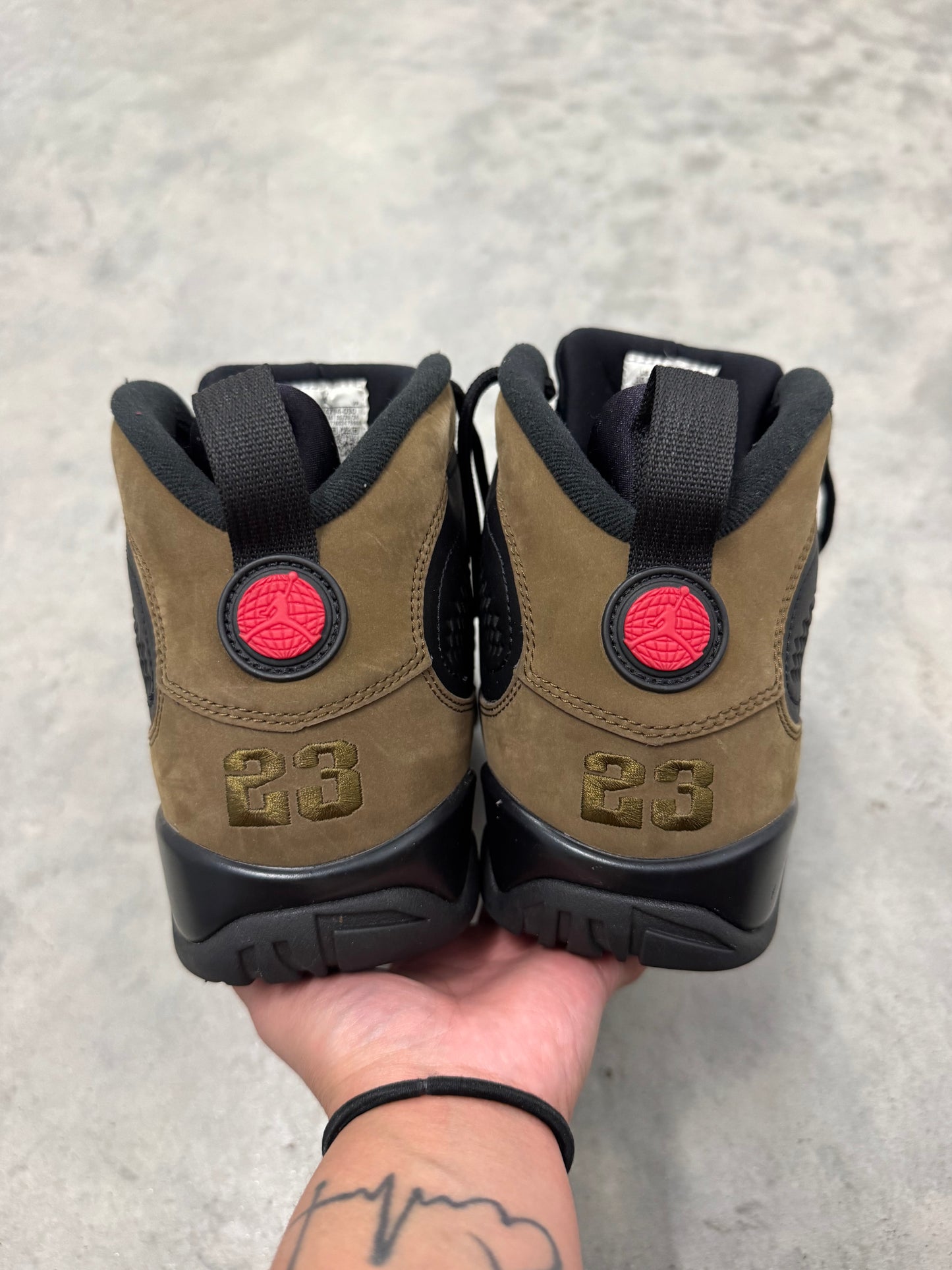 JORDAN 9 “ Olive “