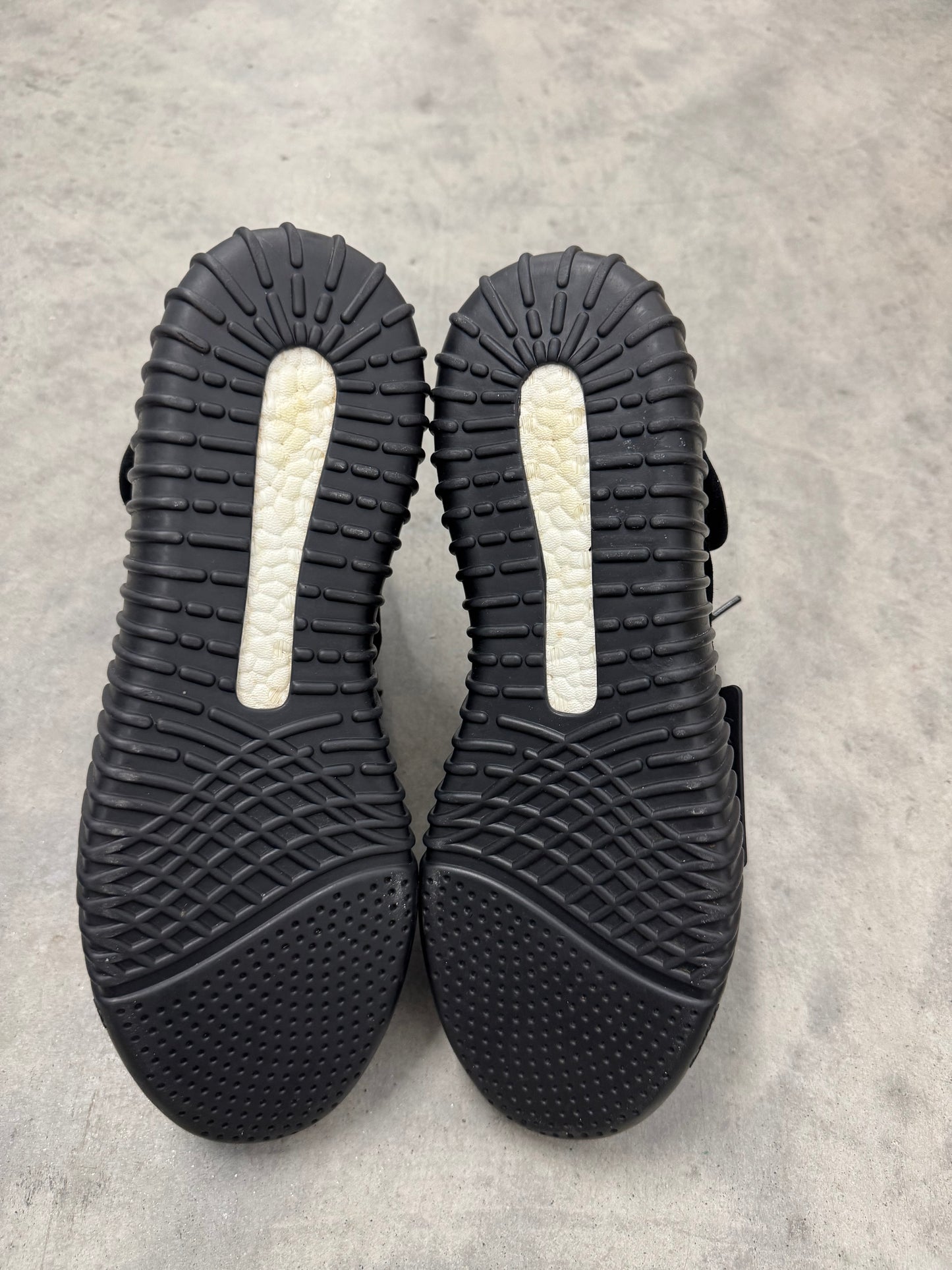 YEEZY 750 “ Triple Black “