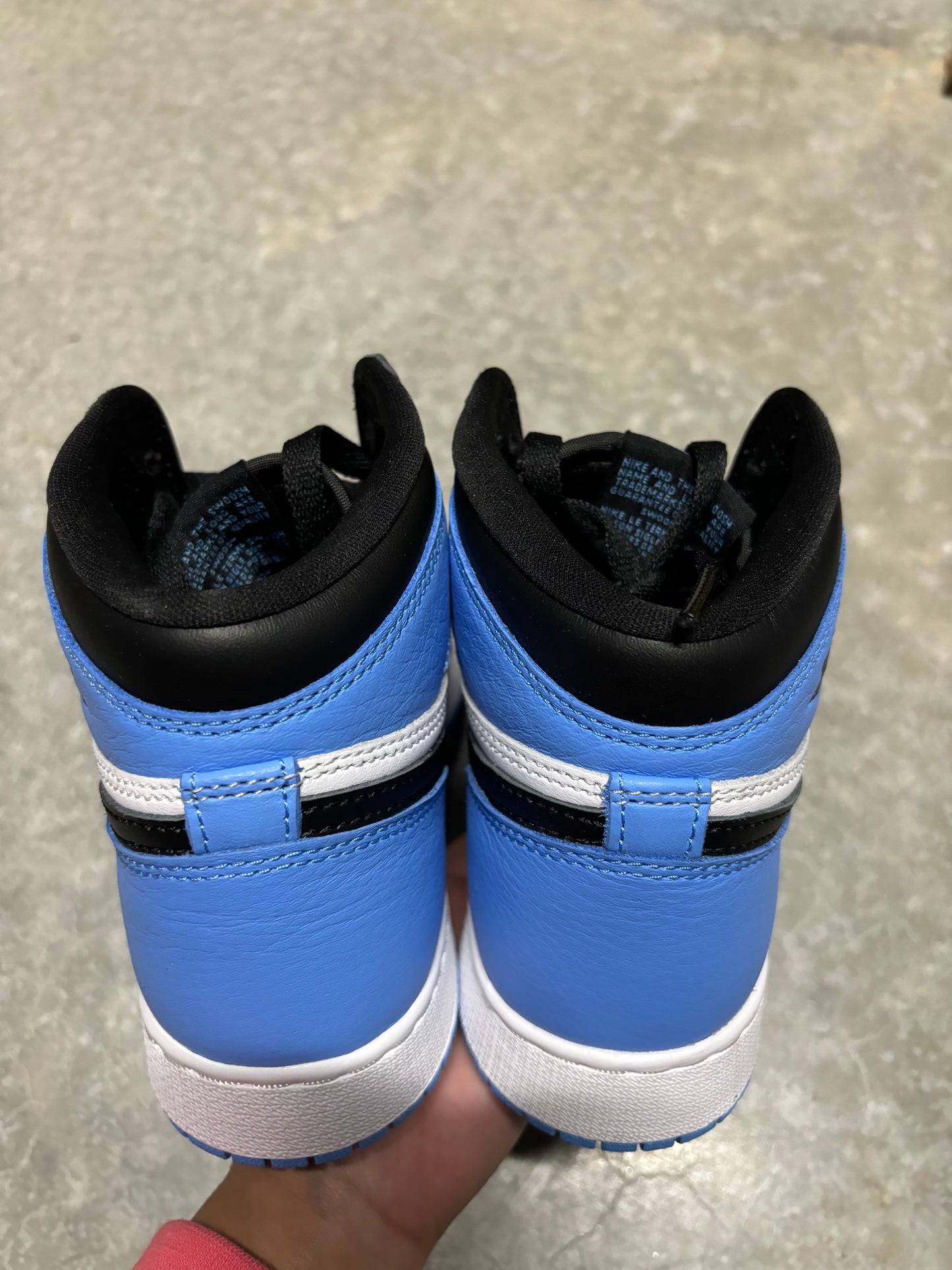 JORDAN 1 “ UNC “