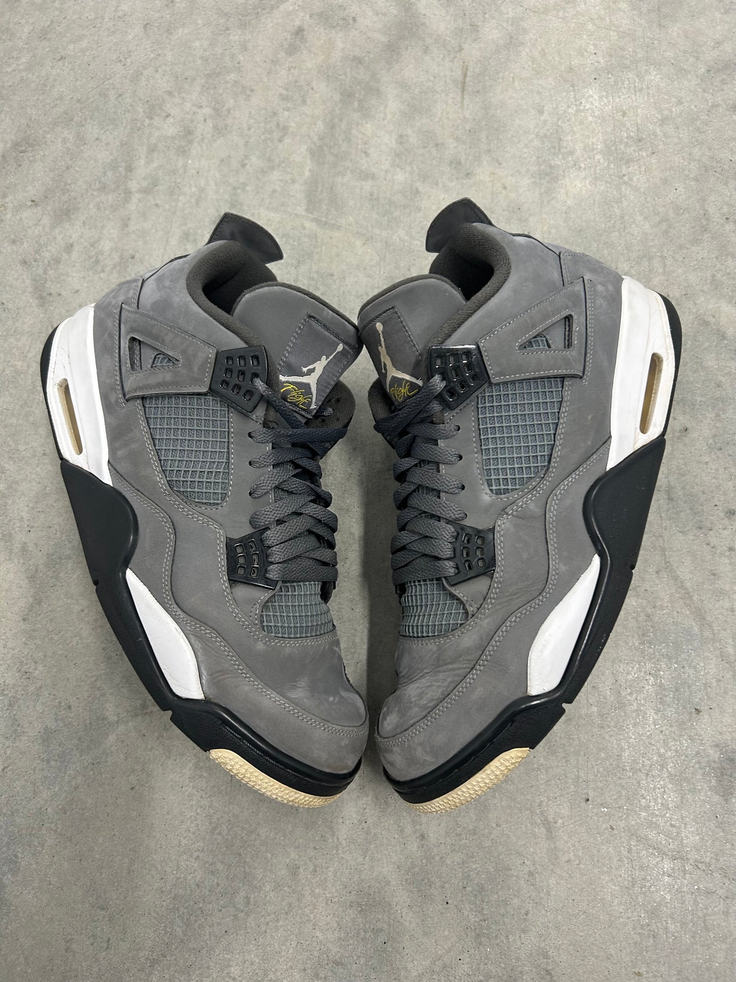 Jordan 4 “Cool grey”