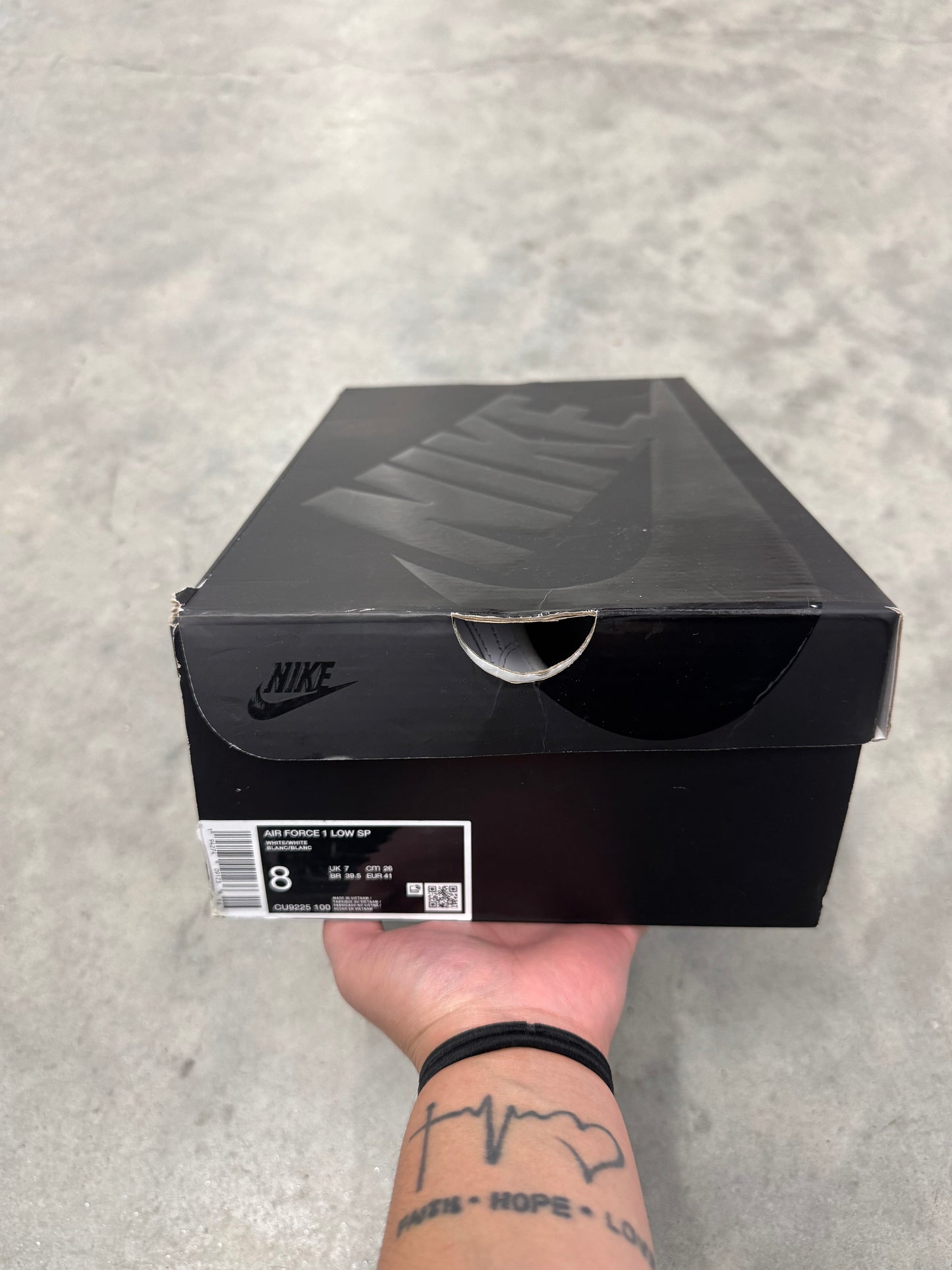 AIR FORCE SUPREME LOW “ Box-Logo White “