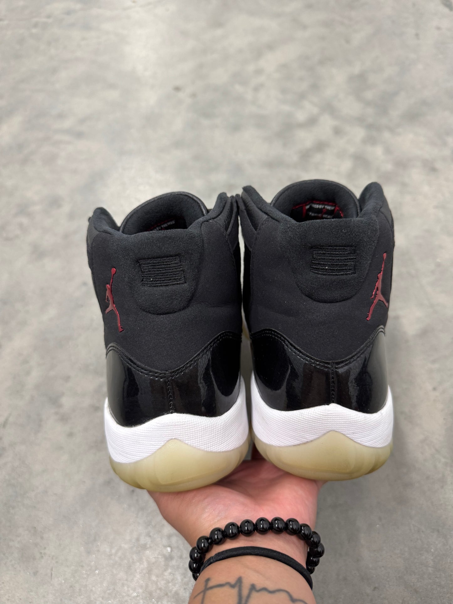 JORDAN 11 “ 72-10 “