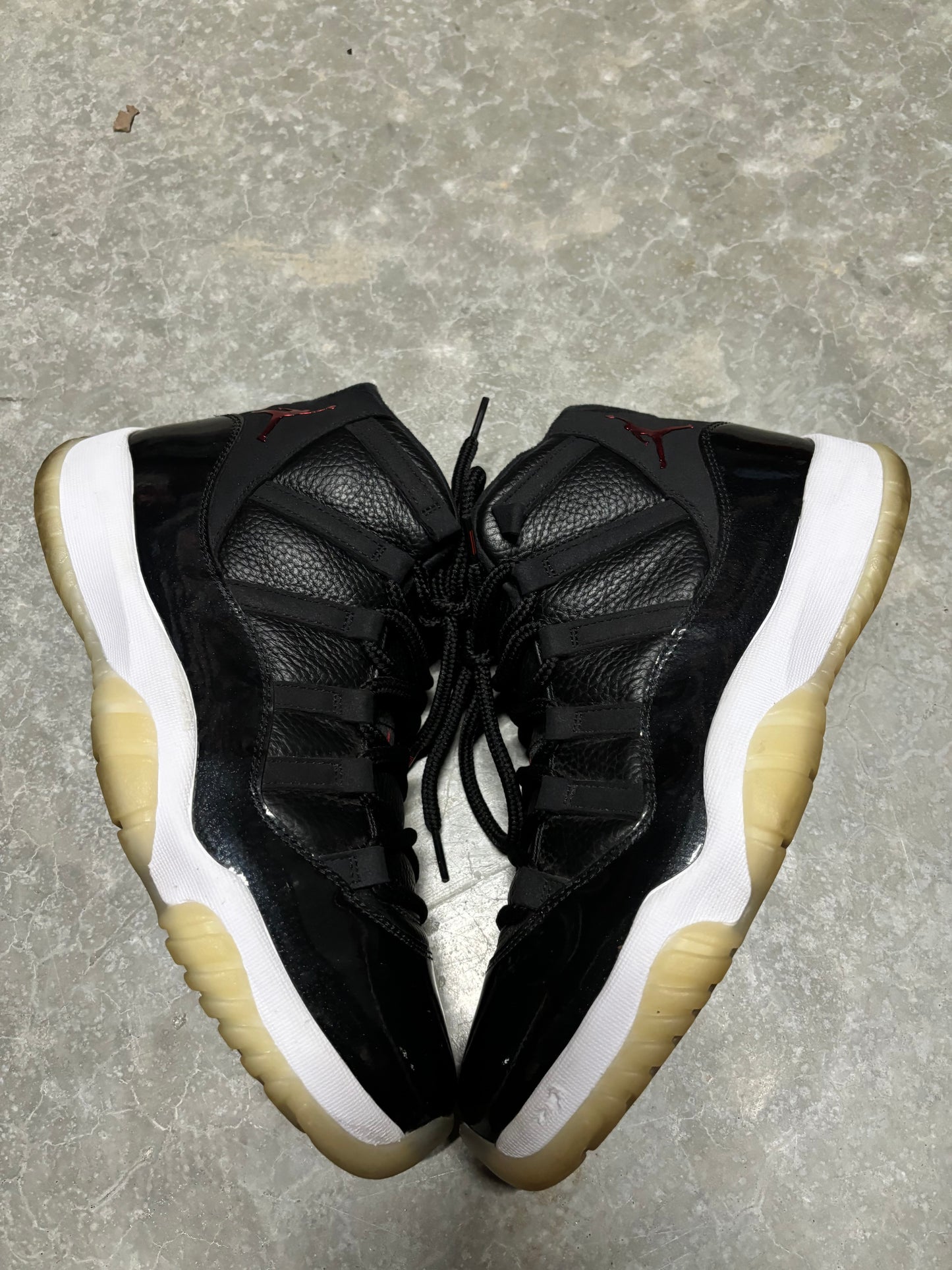 JORDAN 11 “ 72-10 “