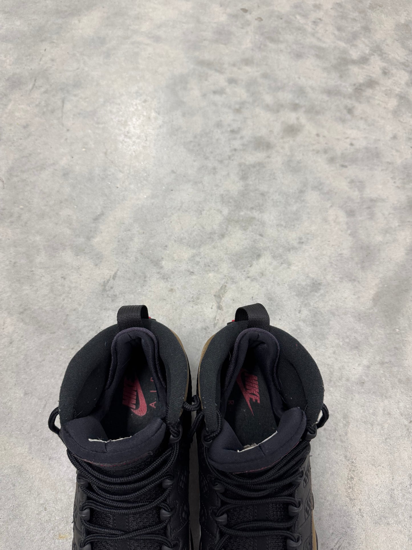 JORDAN 9 “ Olive “