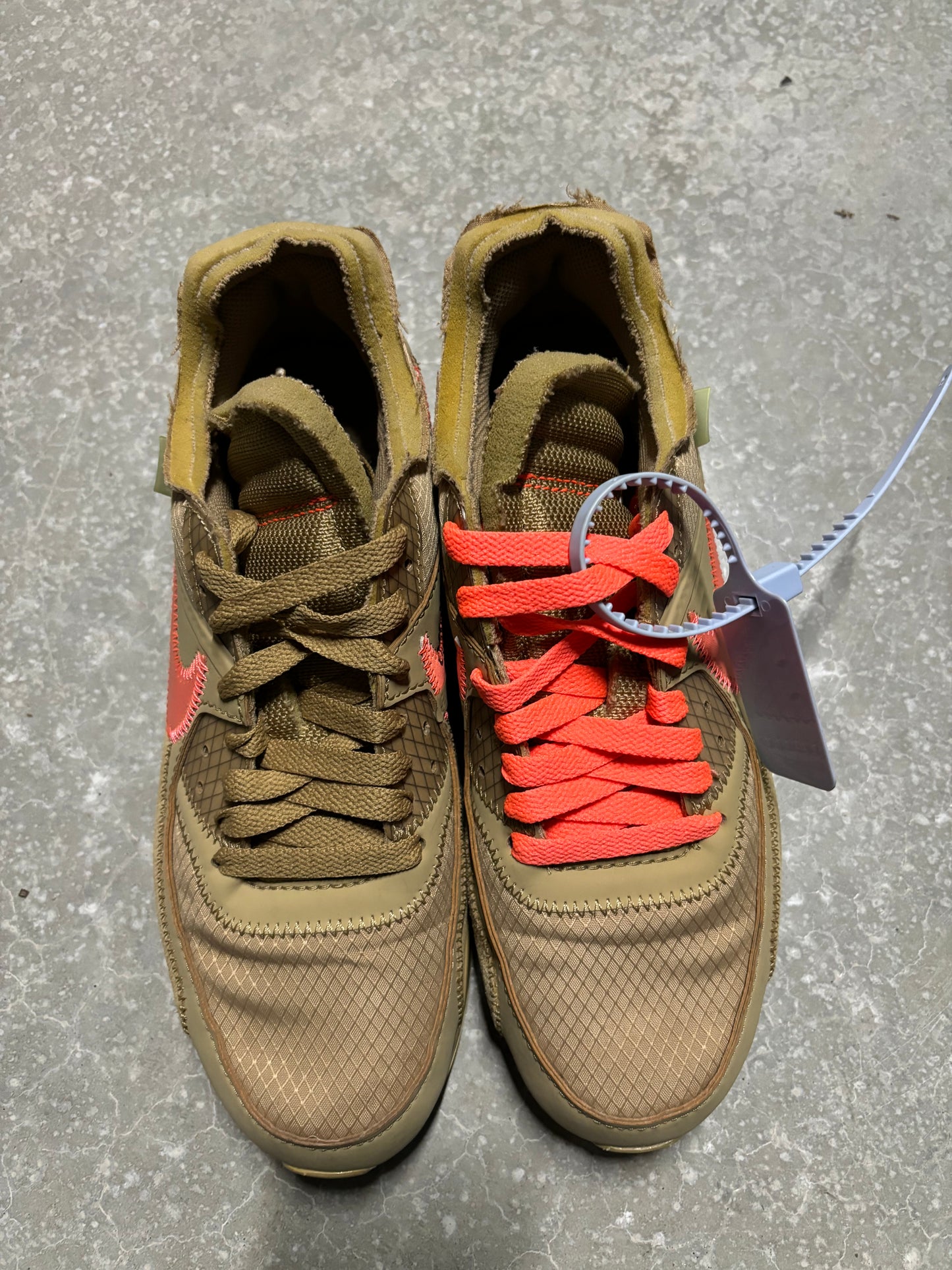 OFF WHITE AIR MAX “ desert ore “