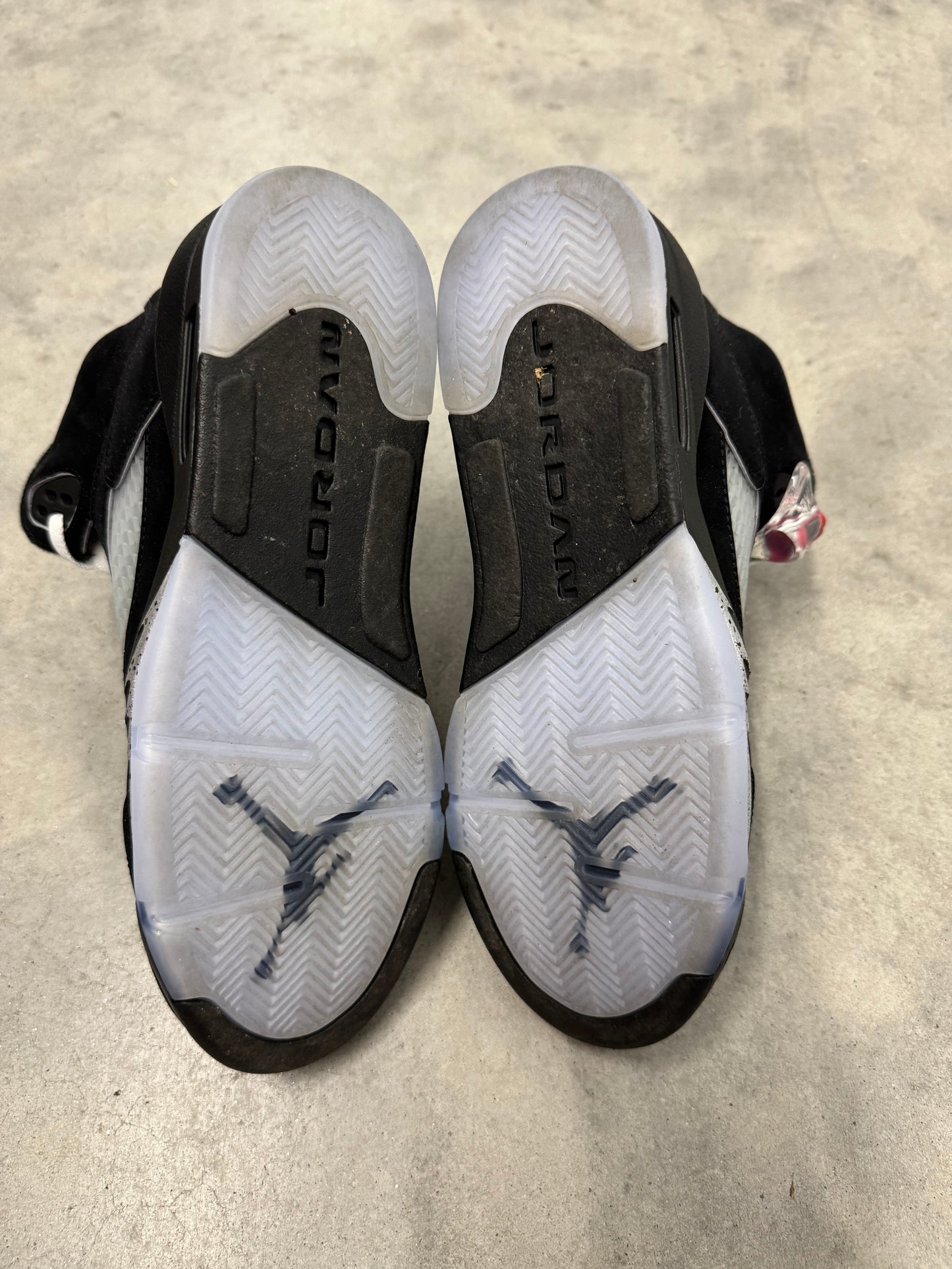 JORDAN 5 “ Black Metallic Reimagined “