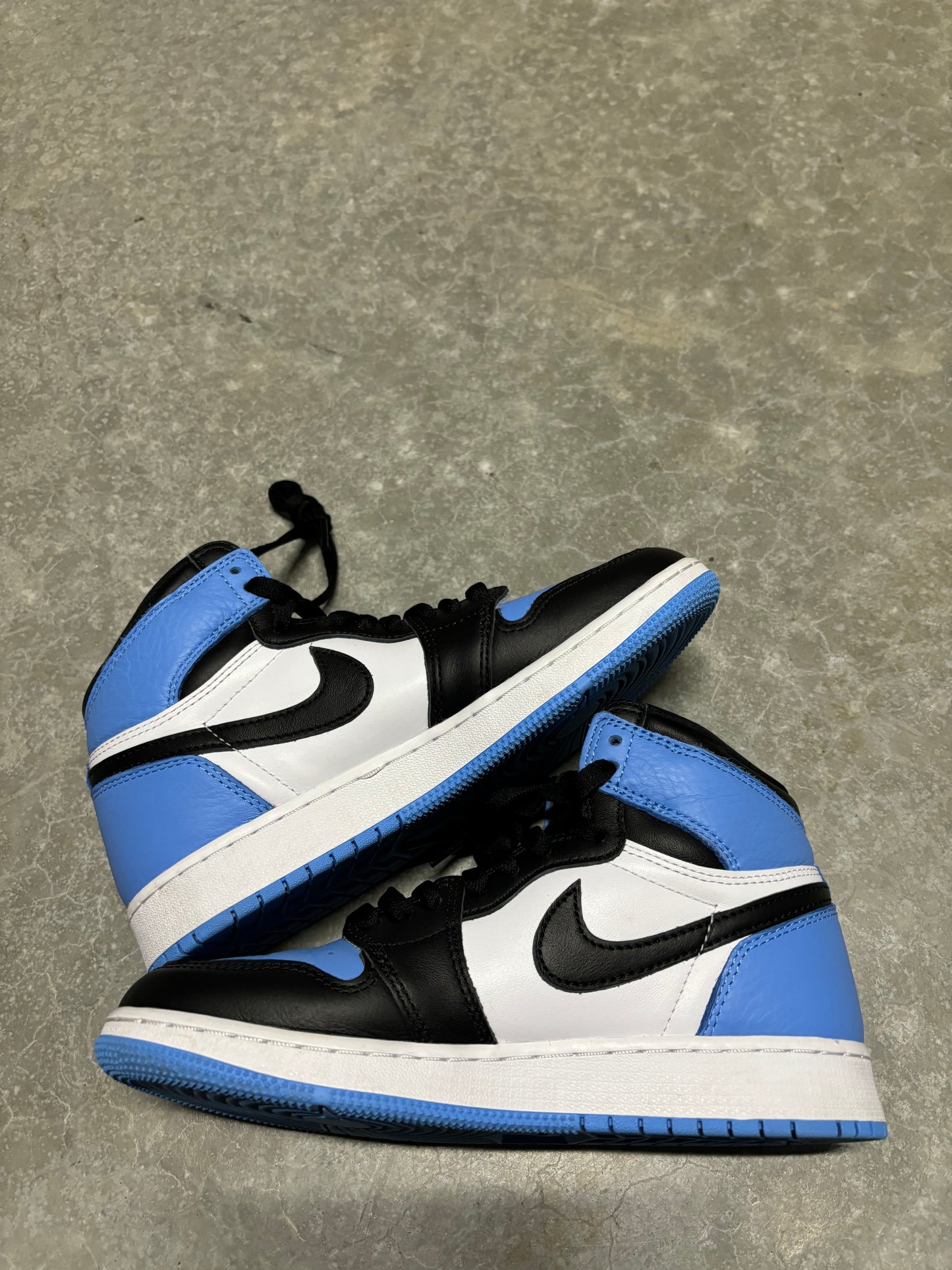 JORDAN 1 “ unc “