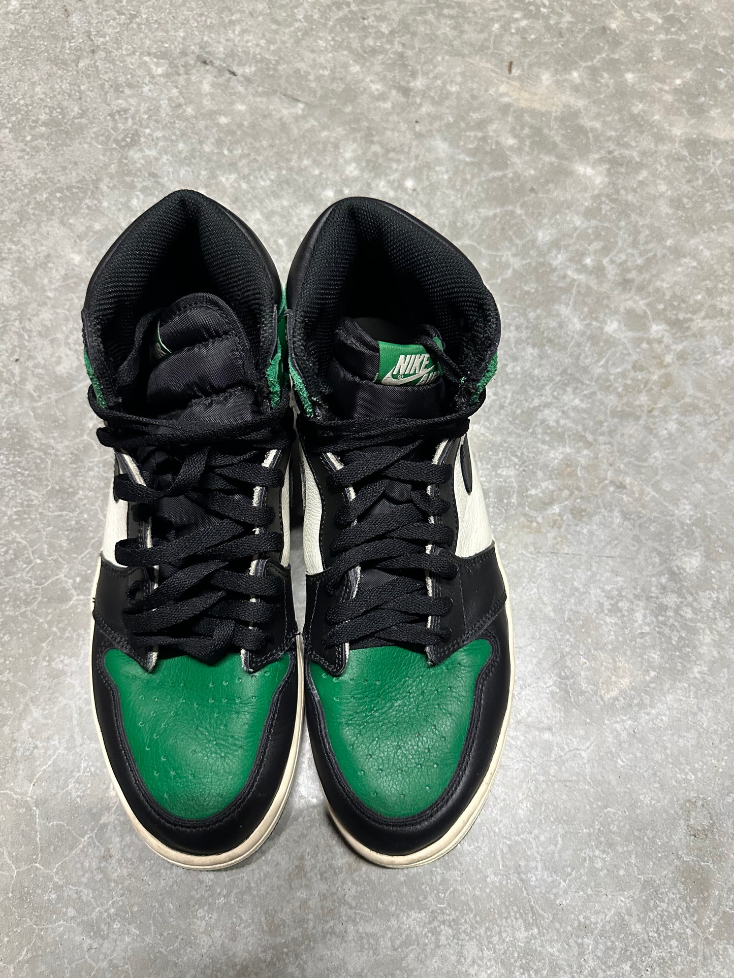 JORDAN 1 “ pine green “