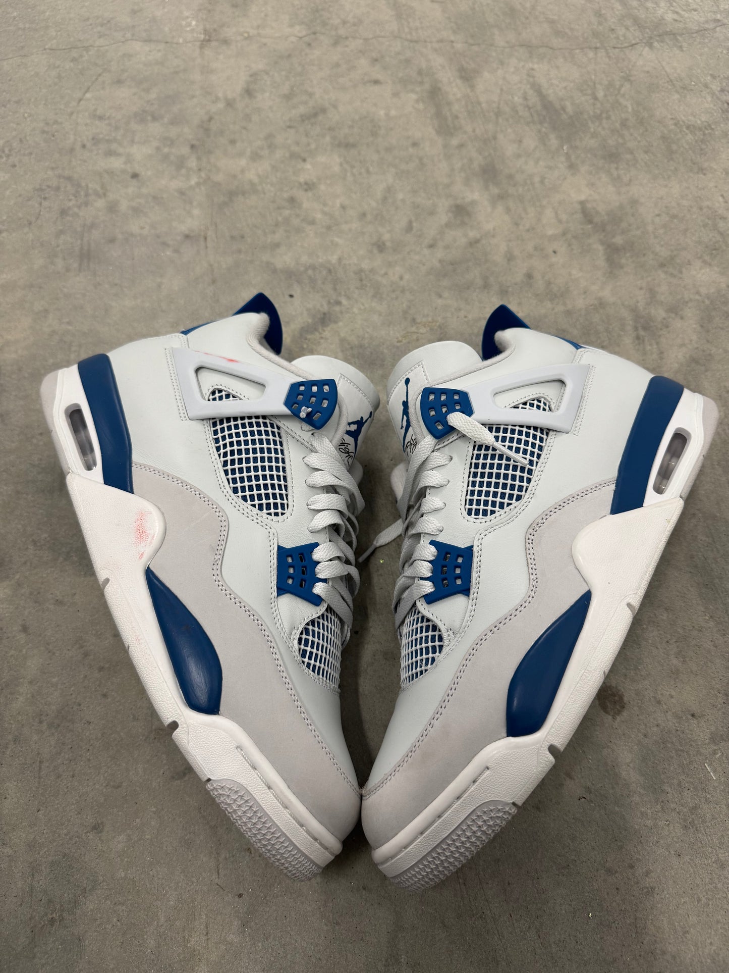 JORDAN 4 “ Military Blue “