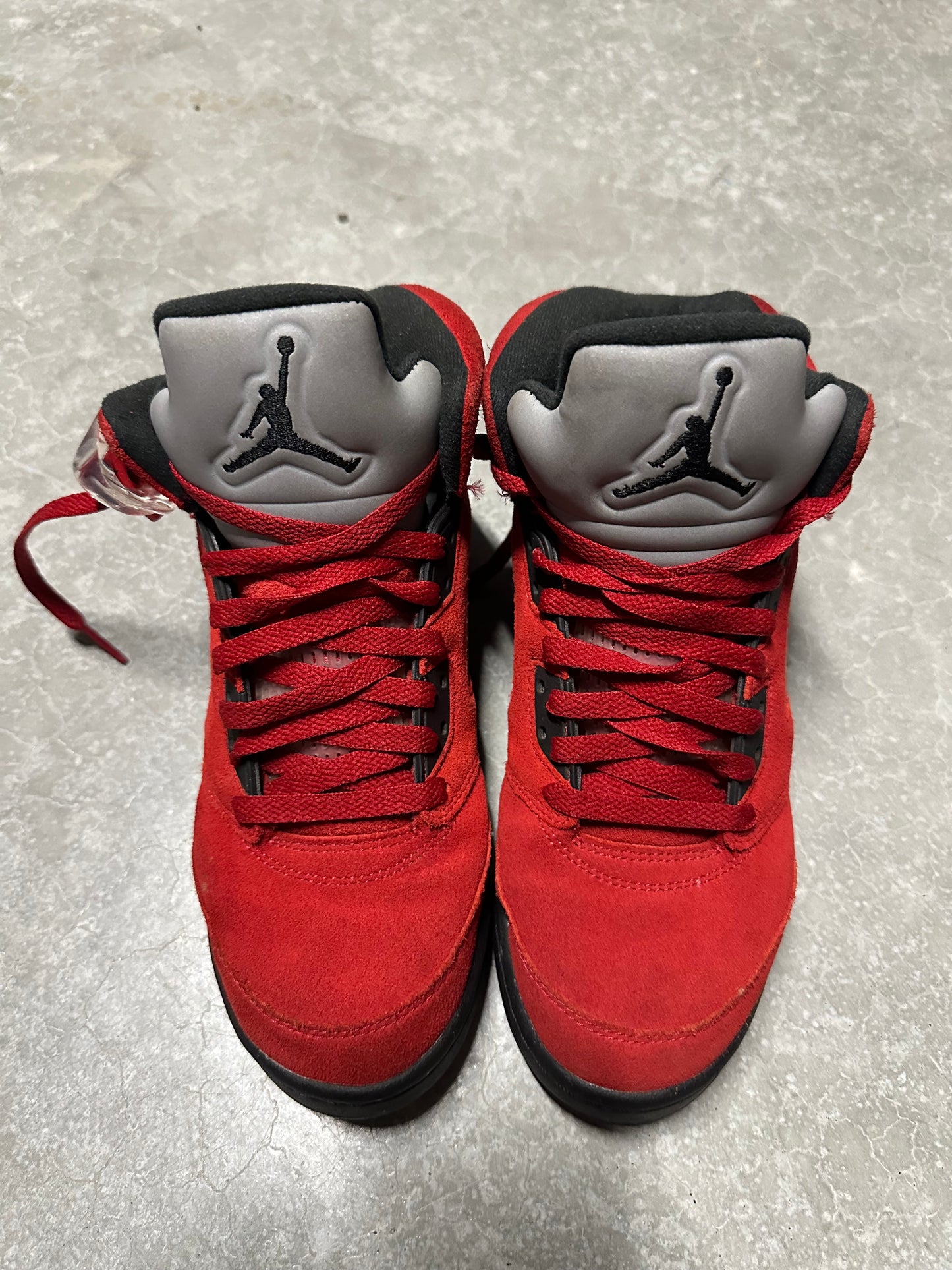 JORDAN 5 “ raging bull “