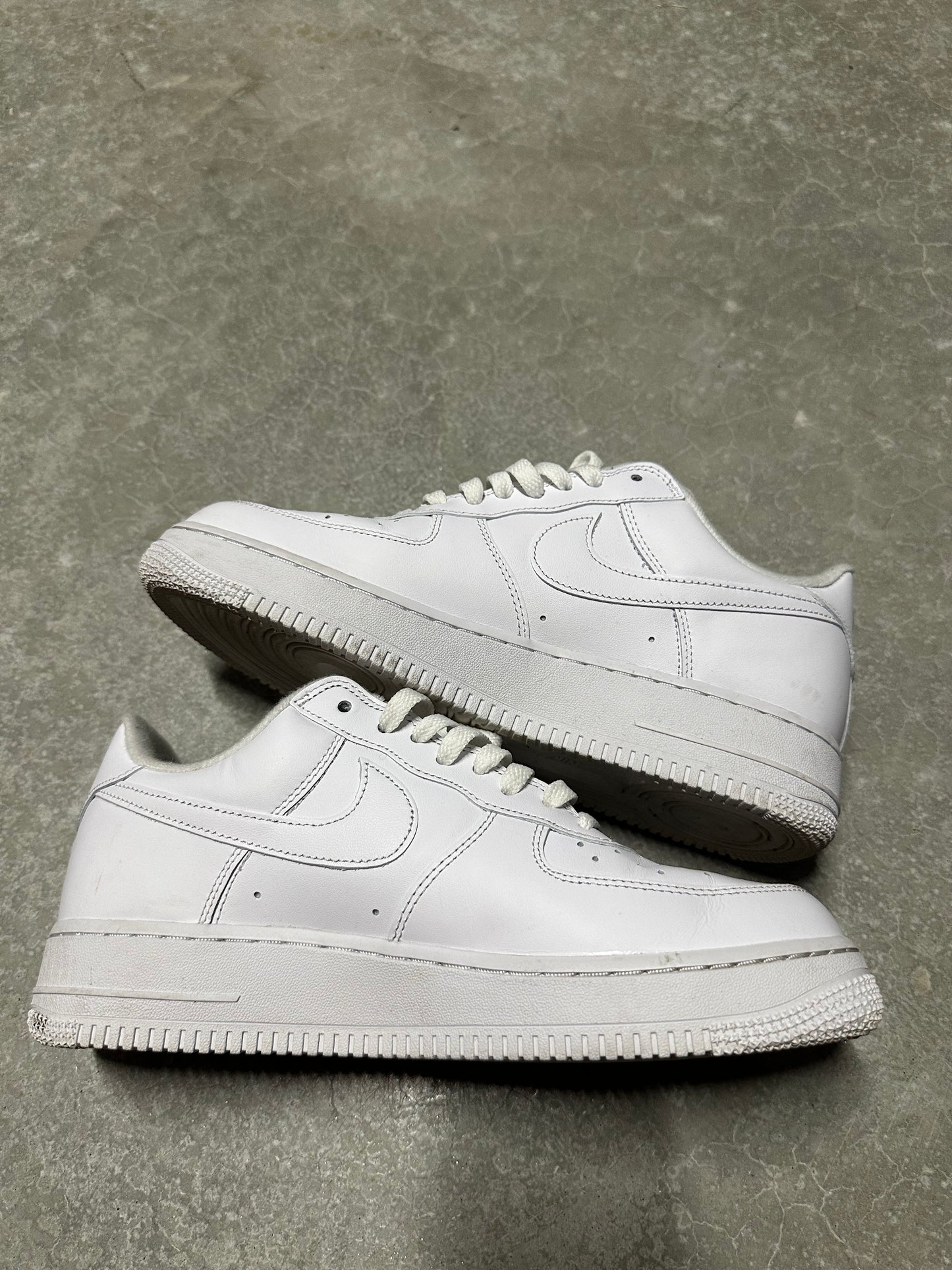 AIR FORCE 1 SUPREME “ white “